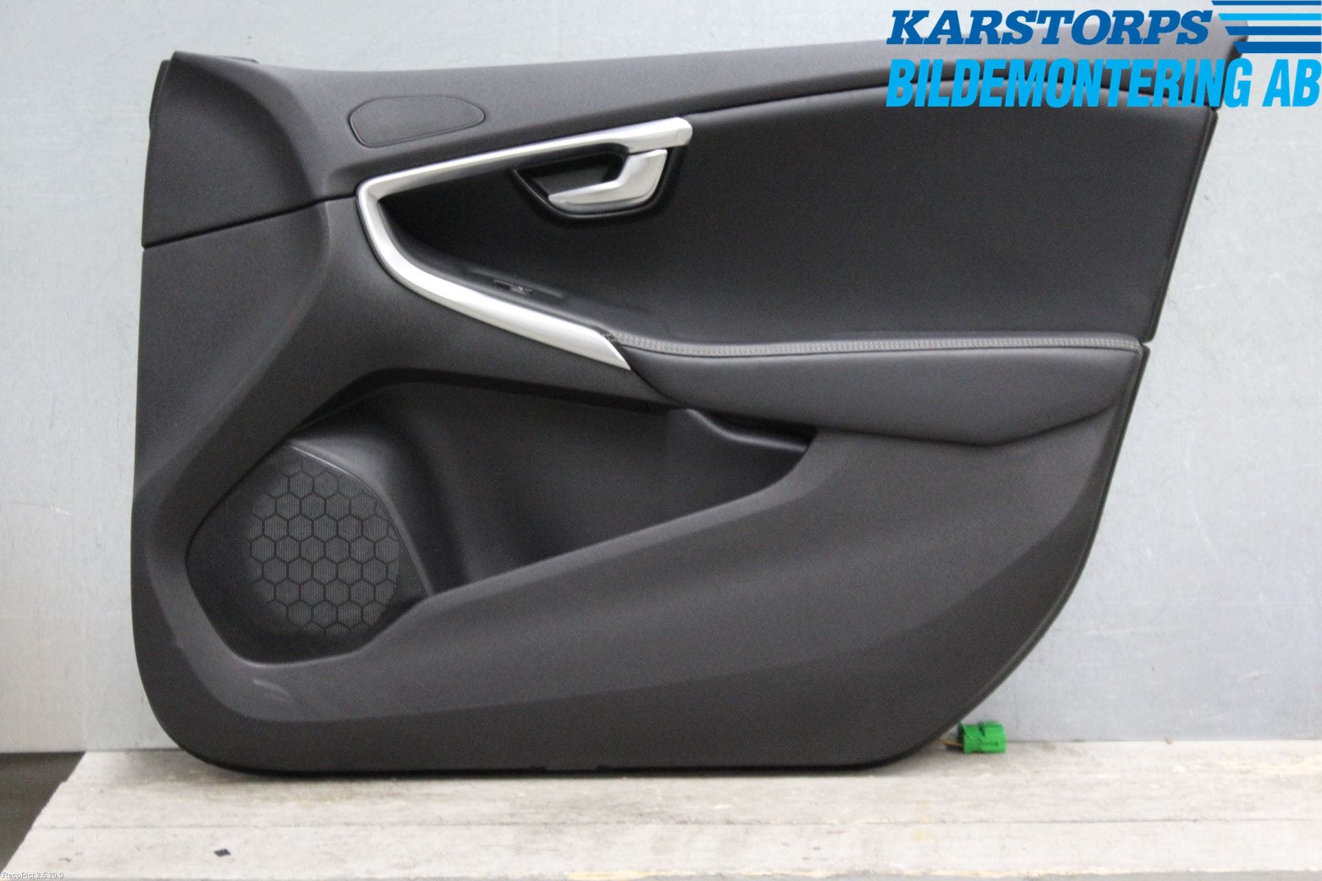 Volvo V40 12-19 Dörrklädsel Hö