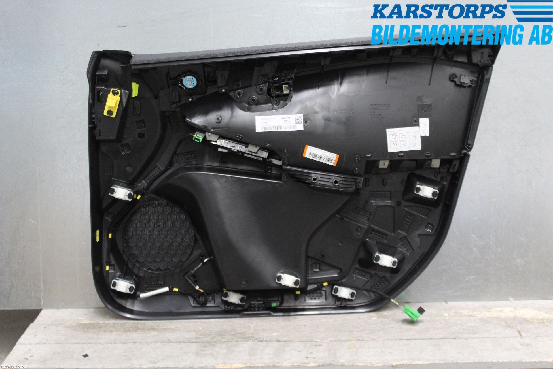 Volvo V40 12-19 Dörrklädsel Vä