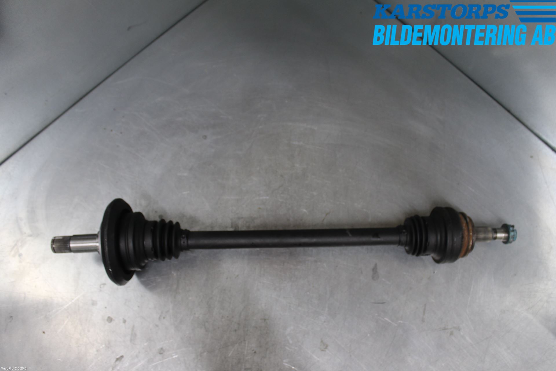 Mercedes-Benz MB E-KLASS (W213) 16-23 Drivaxel Bak Vänster