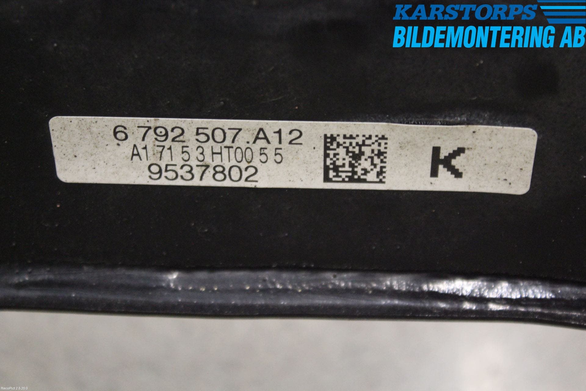 BMW 3 F30/F31/F80 12-19 Bakaxelbalk