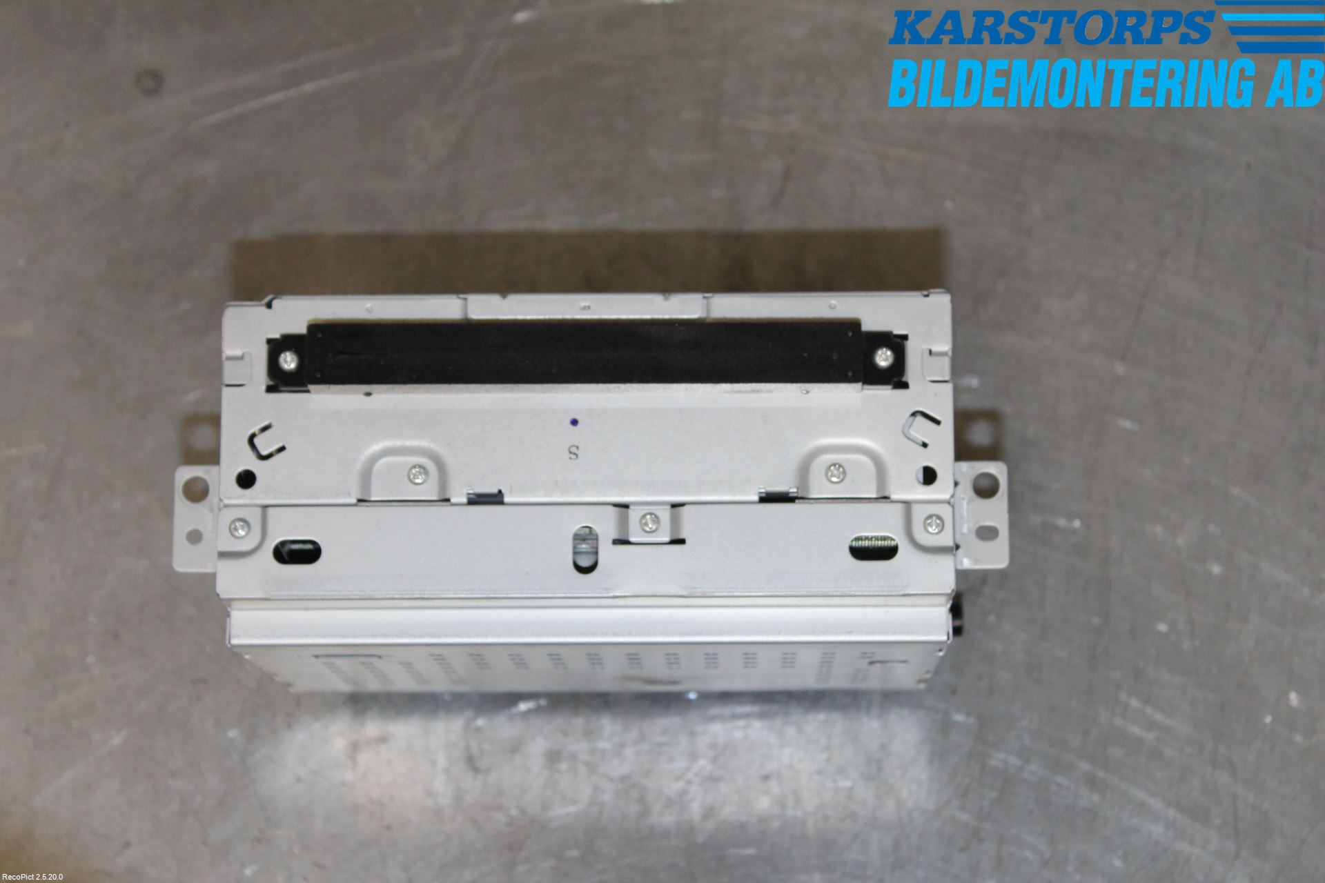 Volvo V70 08-13 Cd Radio - Multimediapanel
