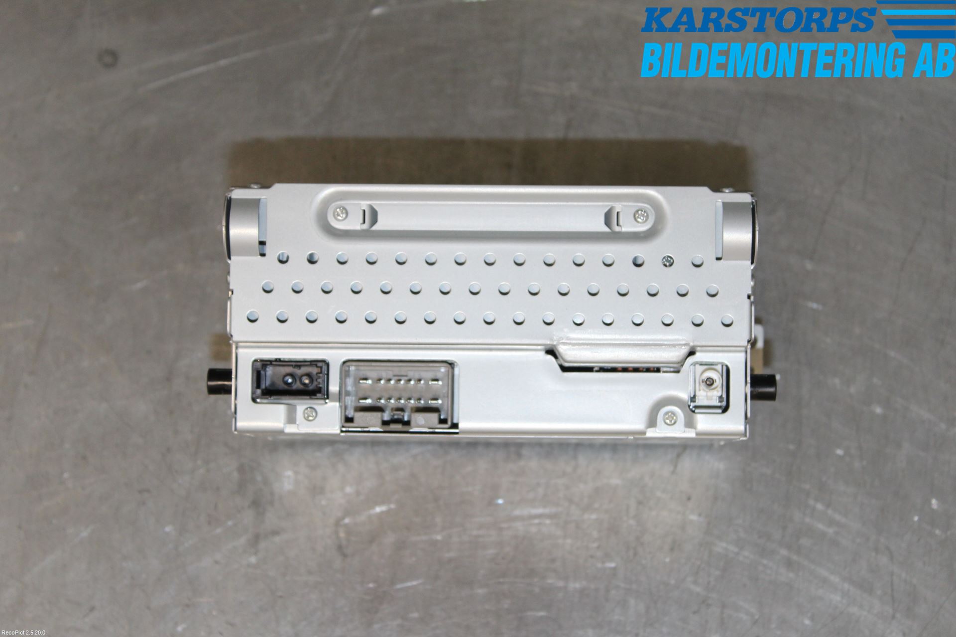 Volvo V70 08-13 Cd Radio - Multimediapanel