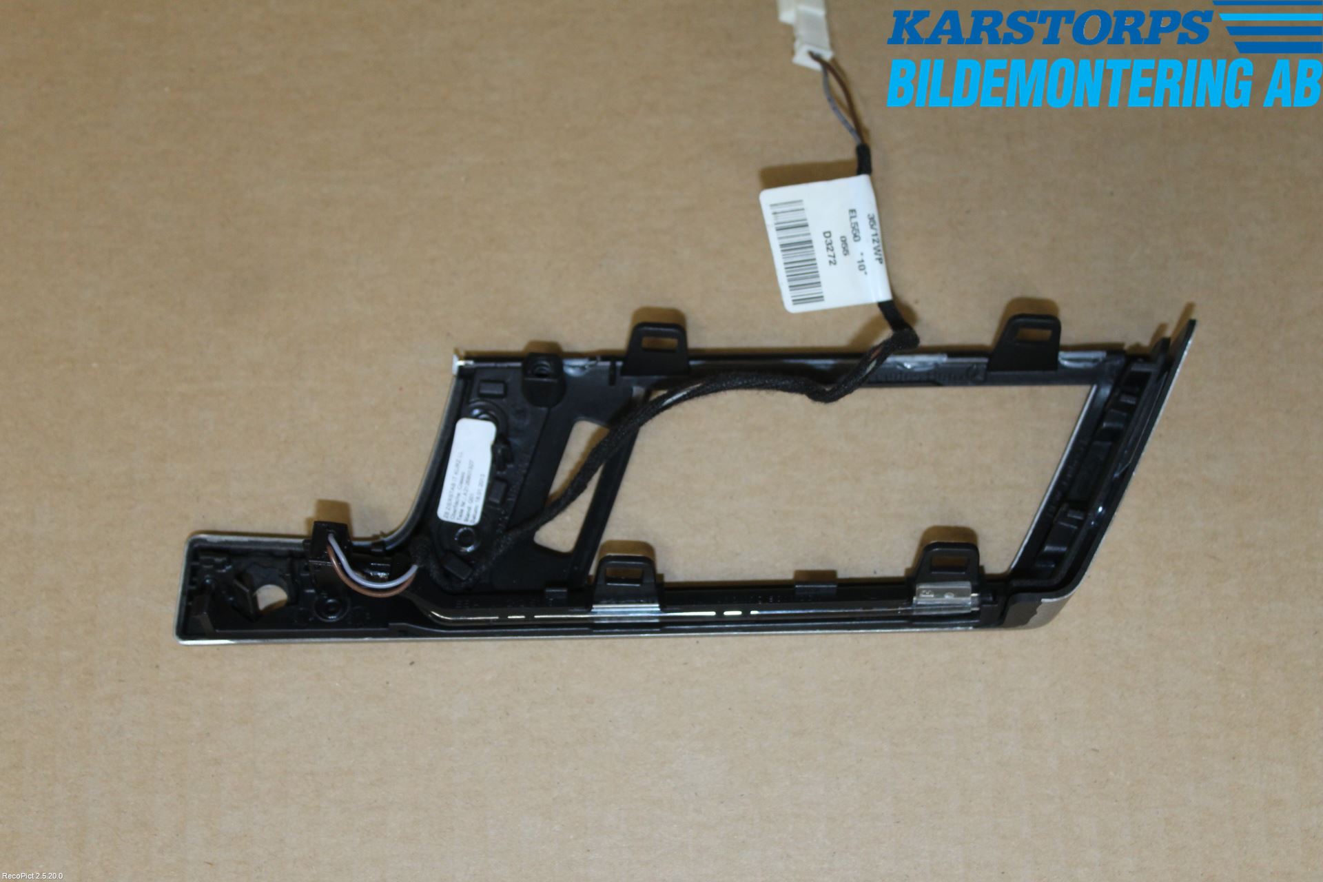 Mercedes-Benz MB E-KLASS (W212) 09-16 Instrumentbräda Inlägg-Dekorlist