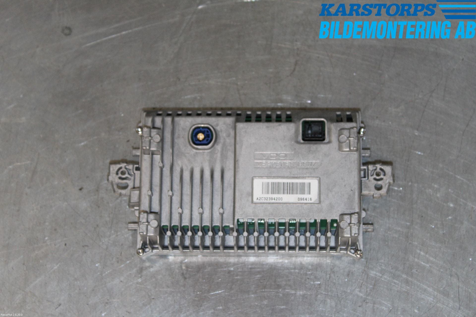 Mercedes-Benz MB E-KLASS (W212) 09-16 Multifunktionsdisplay