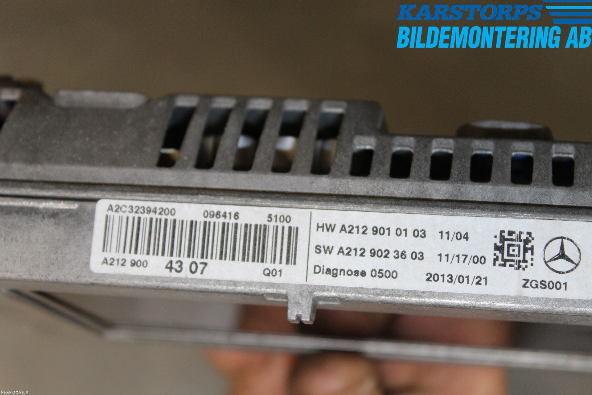 Mercedes-Benz MB E-KLASS (W212) 09-16 Multifunktionsdisplay