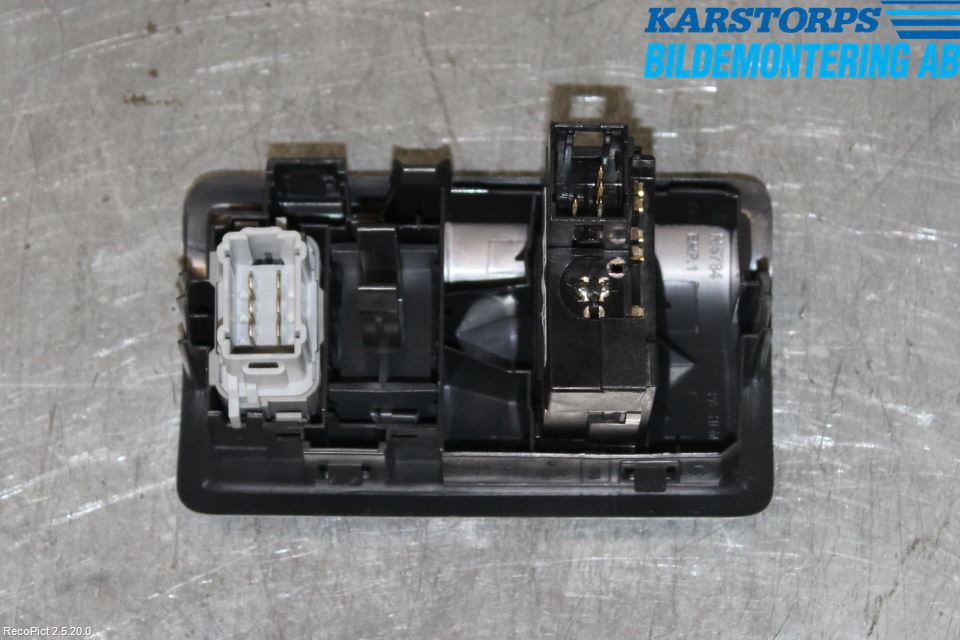 Renault CLIO III  09-12 Str Ljusvidd Reglering