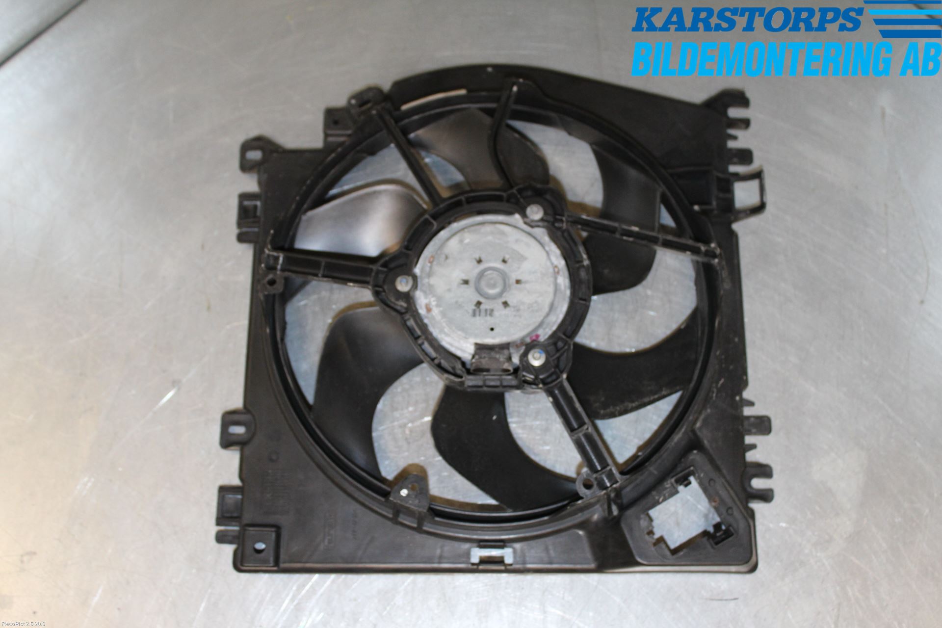 Renault CLIO III  09-12 Kylfläkt El