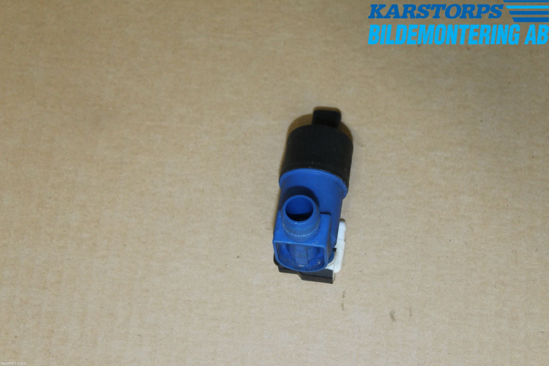 Renault CLIO III  09-12 Spolarpump Vindruta