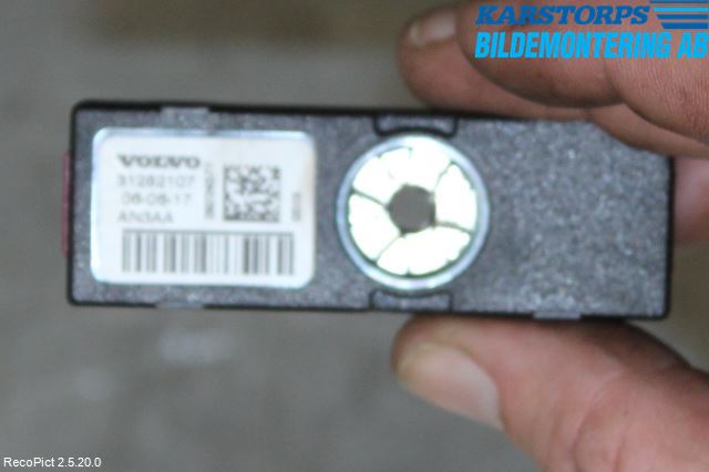Volvo V40 12-19 Antennförstärkare