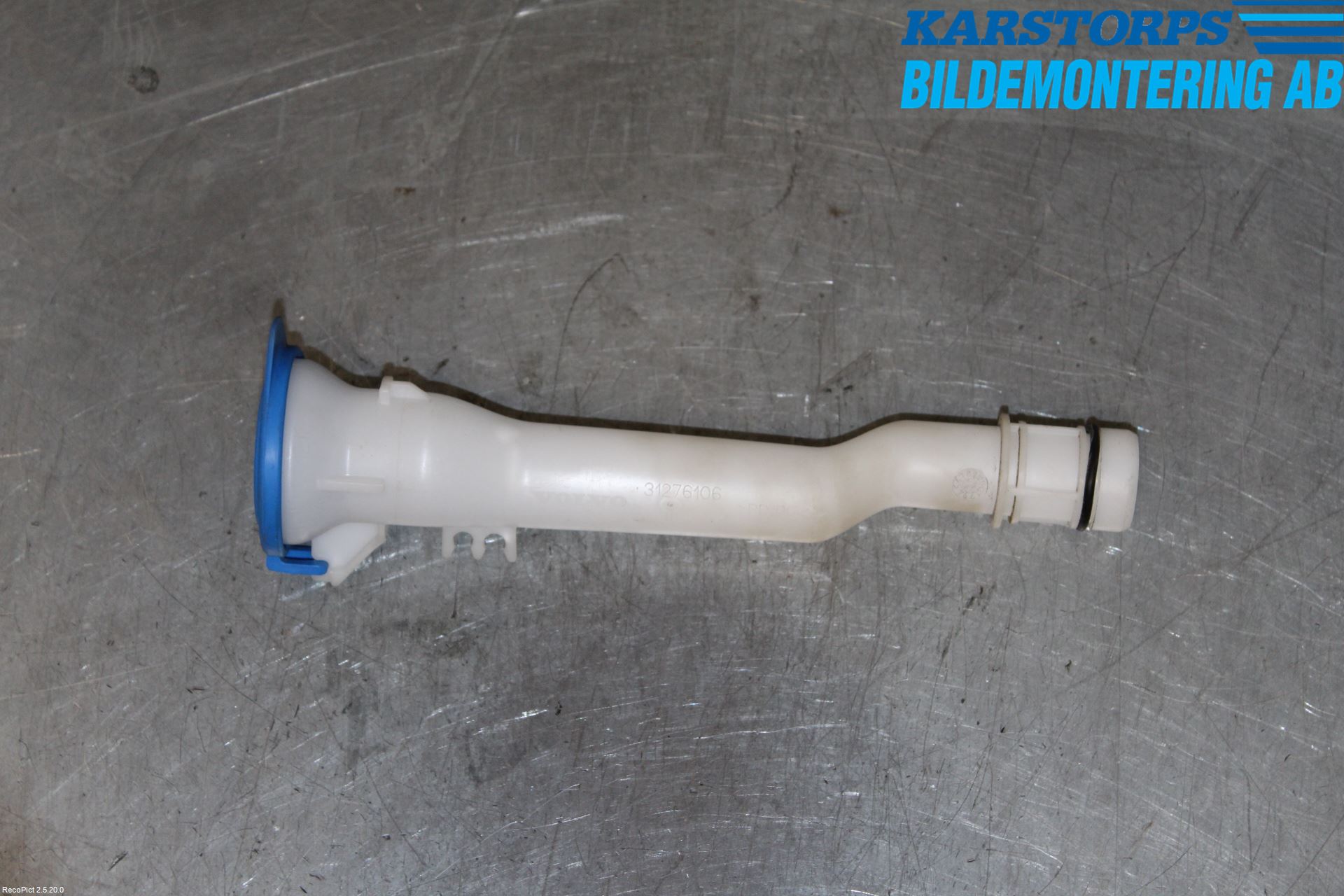 Volvo V40 12-19 Spolartank Påfyllningsrör