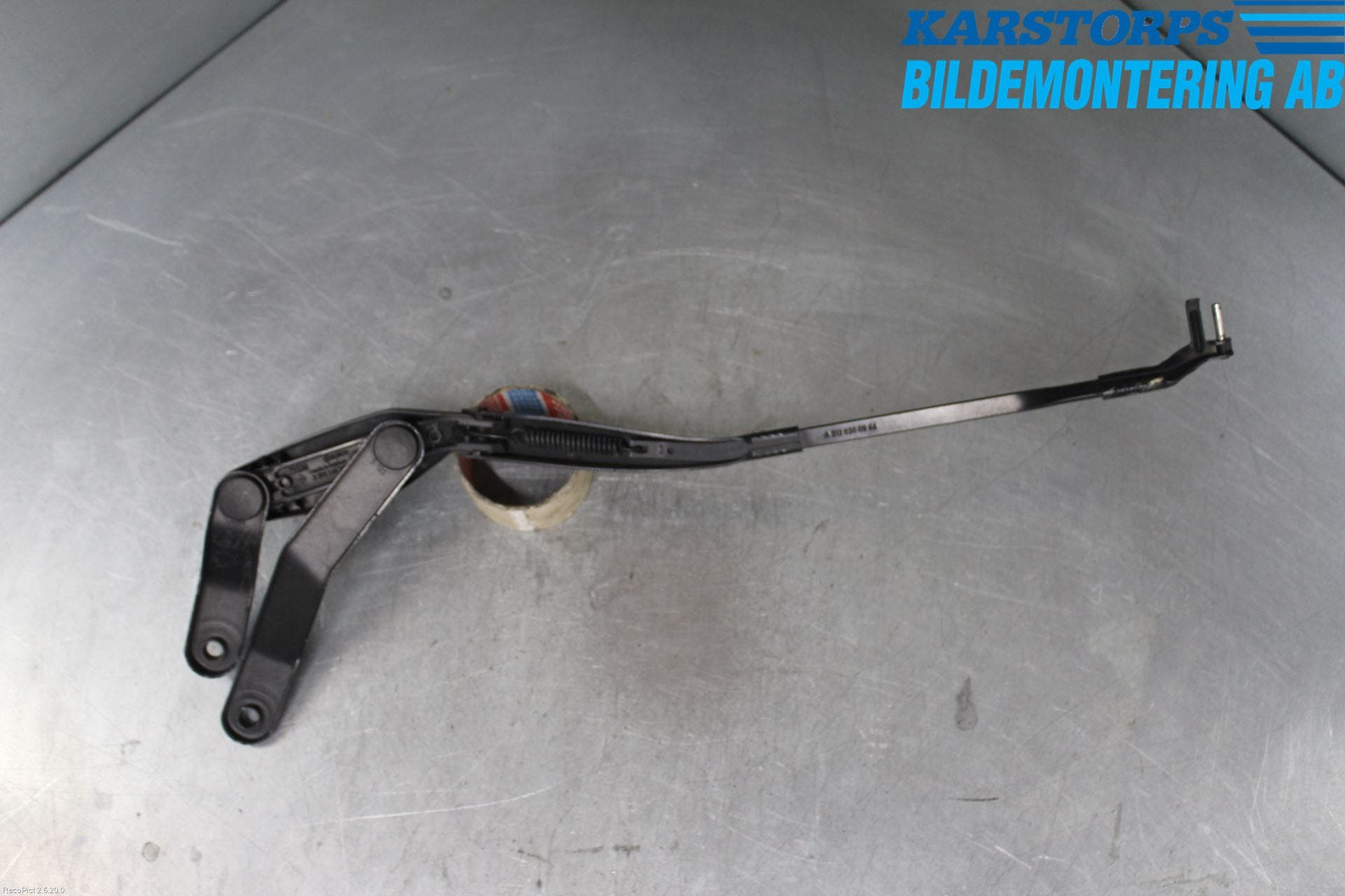 Mercedes-Benz MB E-KLASS (W212) 09-16 Torkararm Armar Vindruta