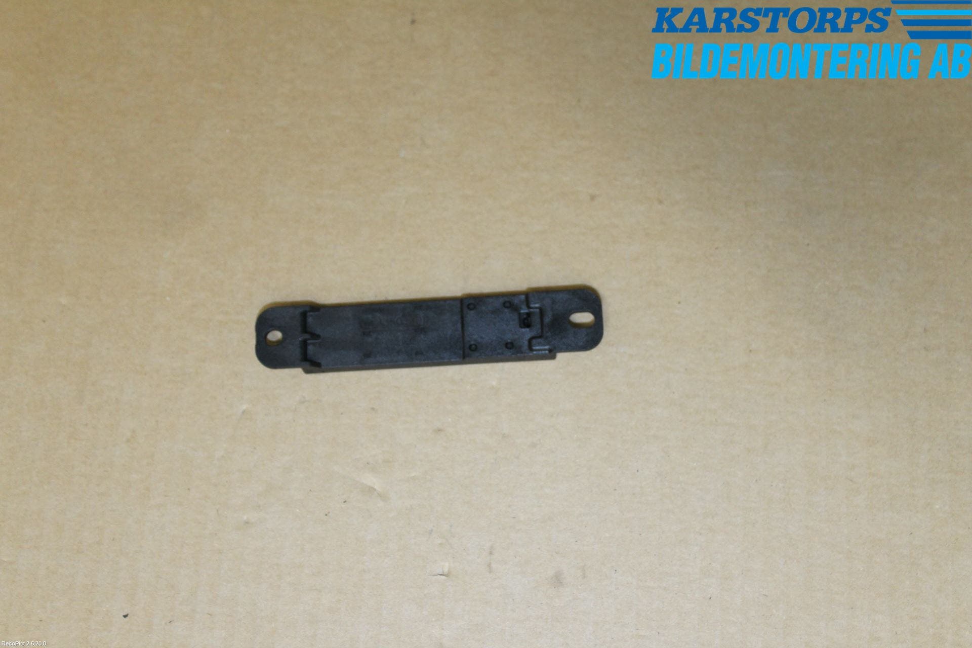 Mercedes-Benz MB E-KLASS (W213) 16-23 Antenn