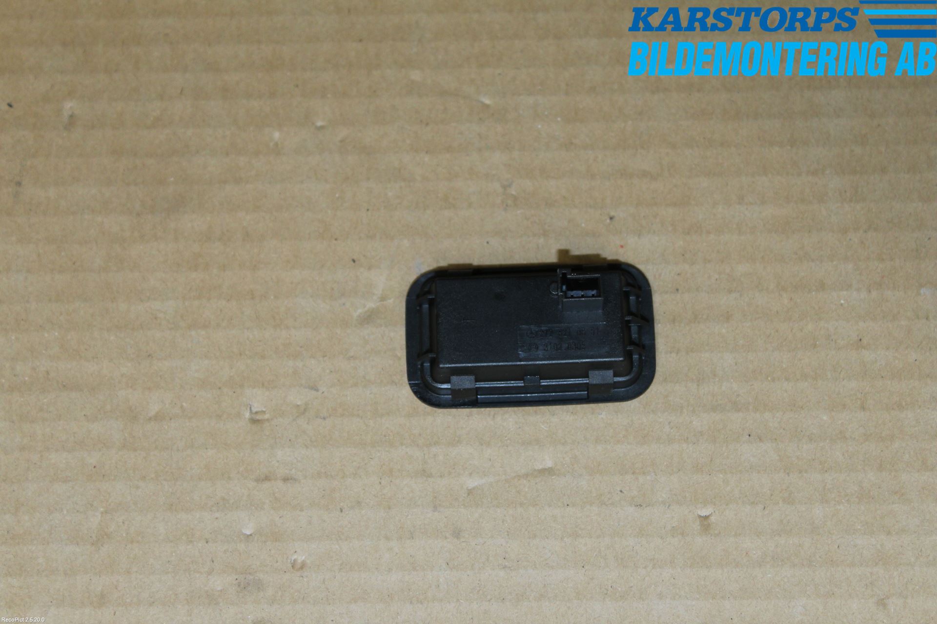 Mercedes-Benz MB E-KLASS (W213) 16-23 Strömställare Baklucka