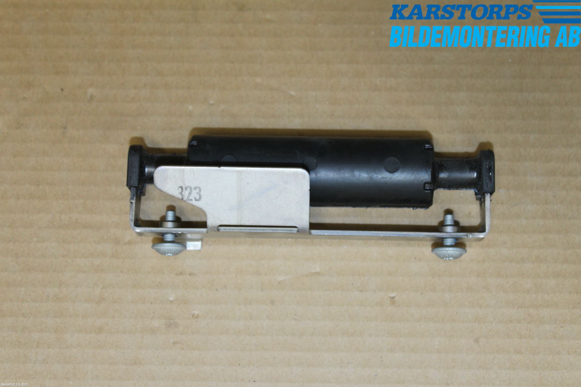 Mercedes-Benz MB E-KLASS (W213) 16-23 Vibrationsdämpare