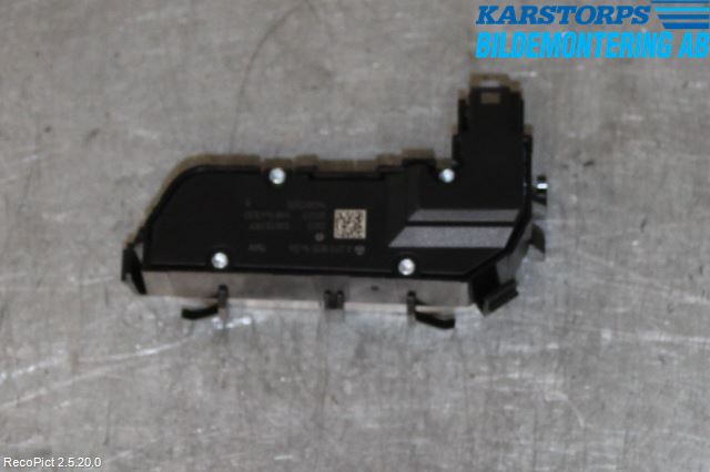Mercedes-Benz MB E-KLASS (W213) 16-23 Strömställare Stolvärme