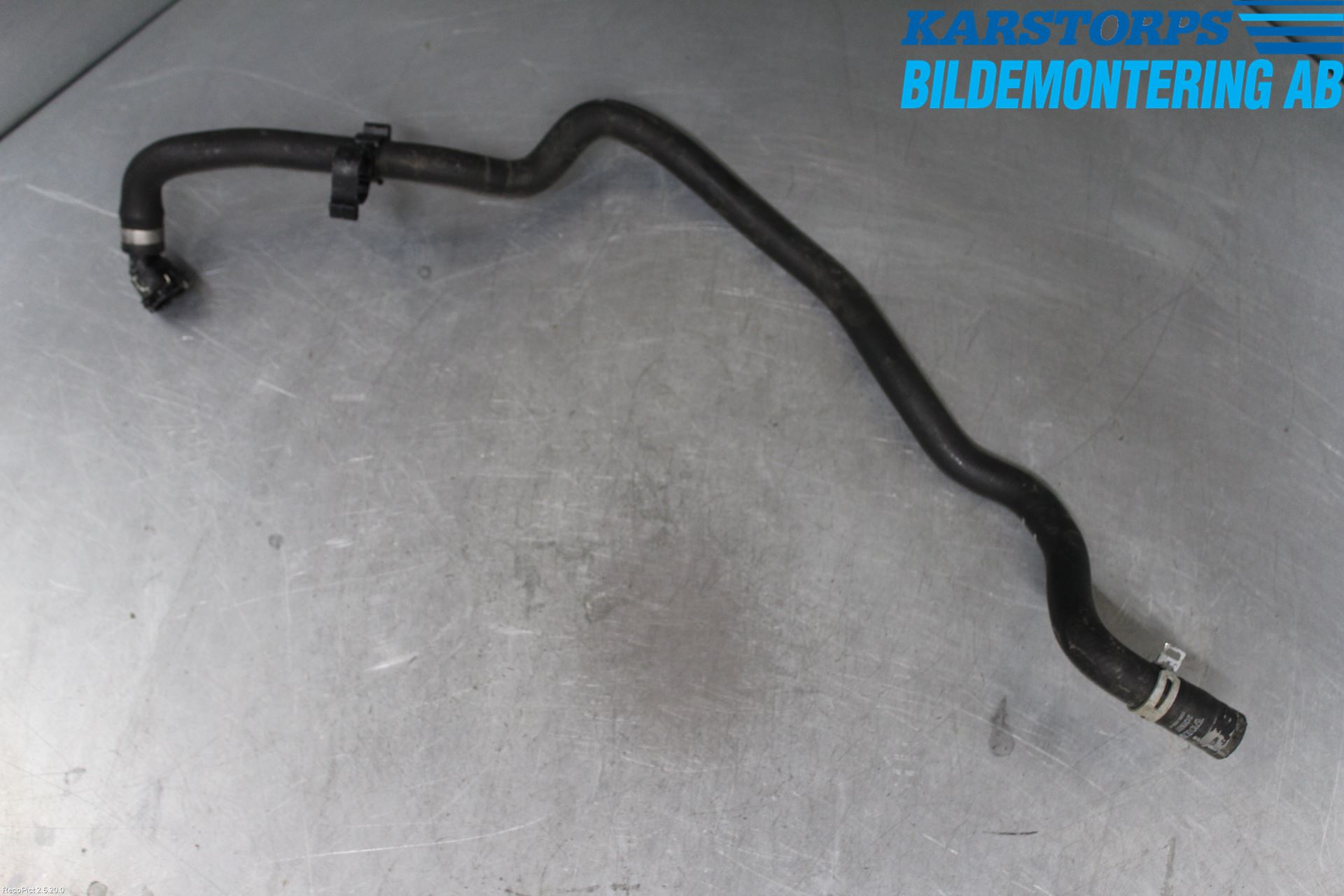 Volvo V40 12-19 Kylarslang