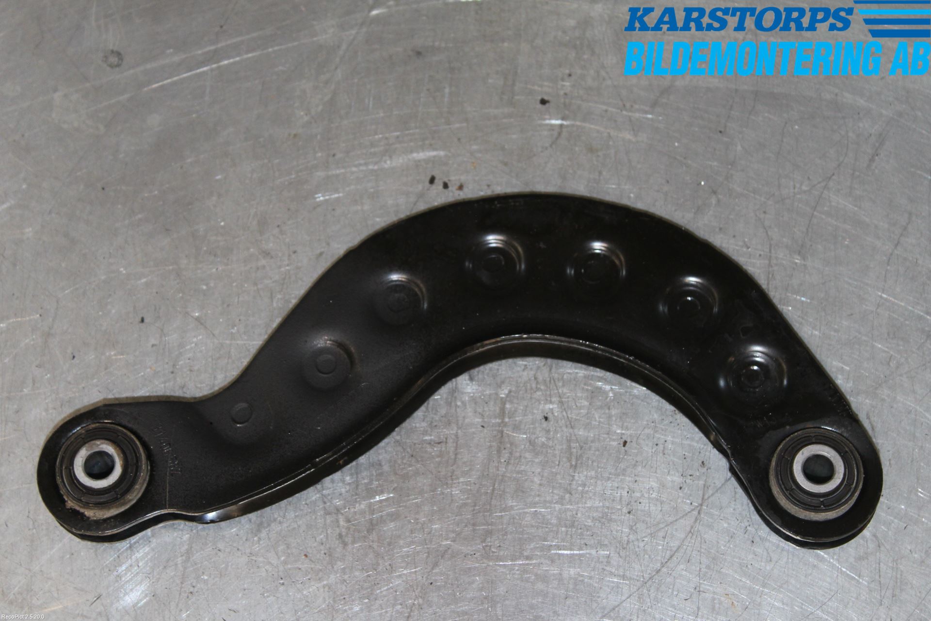 Volvo V40 12-19 Bärarm Bak Övre Vänster
