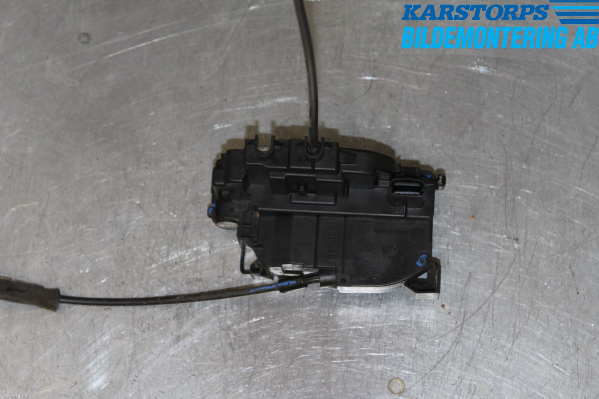 Renault CLIO III  06-09 Låskista-Dörrlås