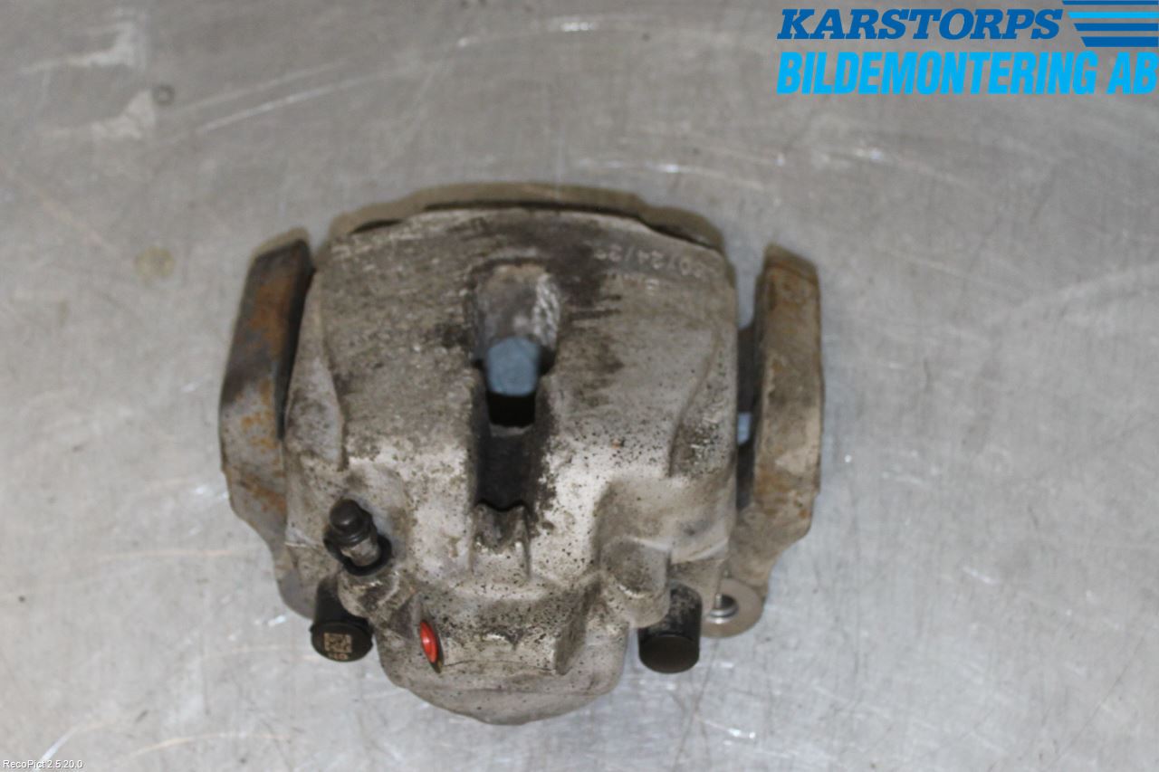 BMW 5 F10/F11/F18 09-17 Bromsok Fram Höger