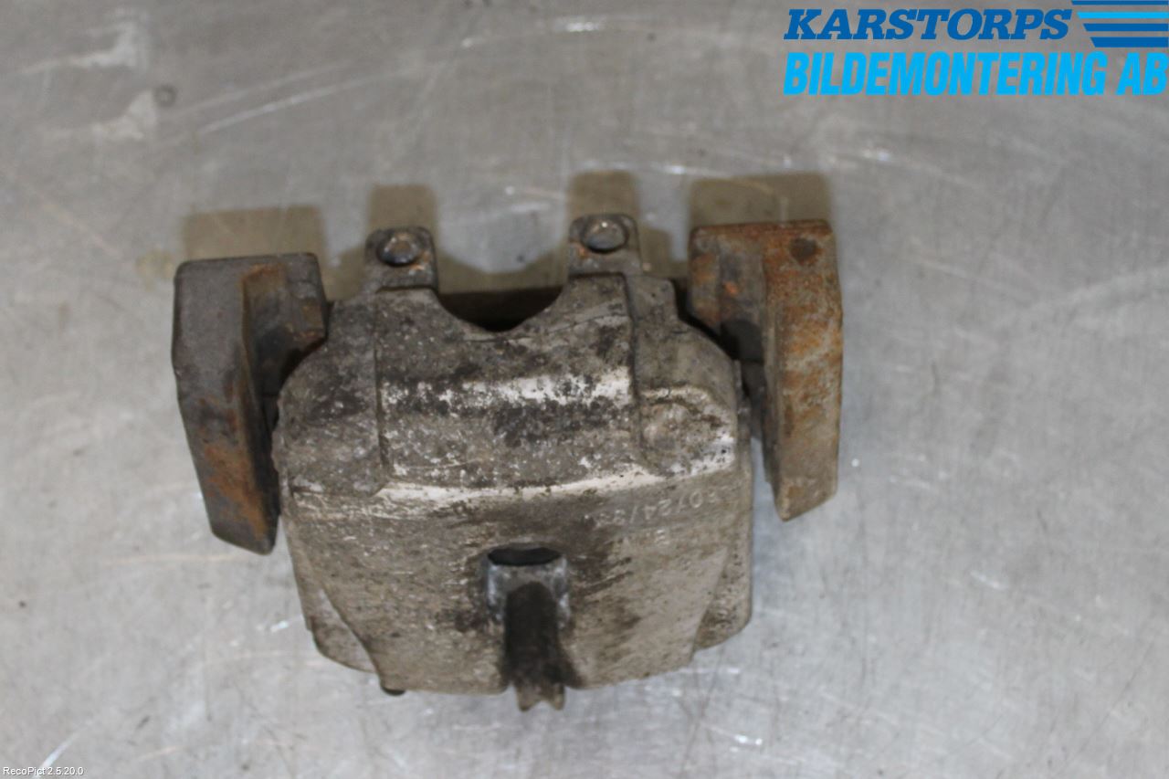 BMW 5 F10/F11/F18 09-17 Bromsok Fram Höger