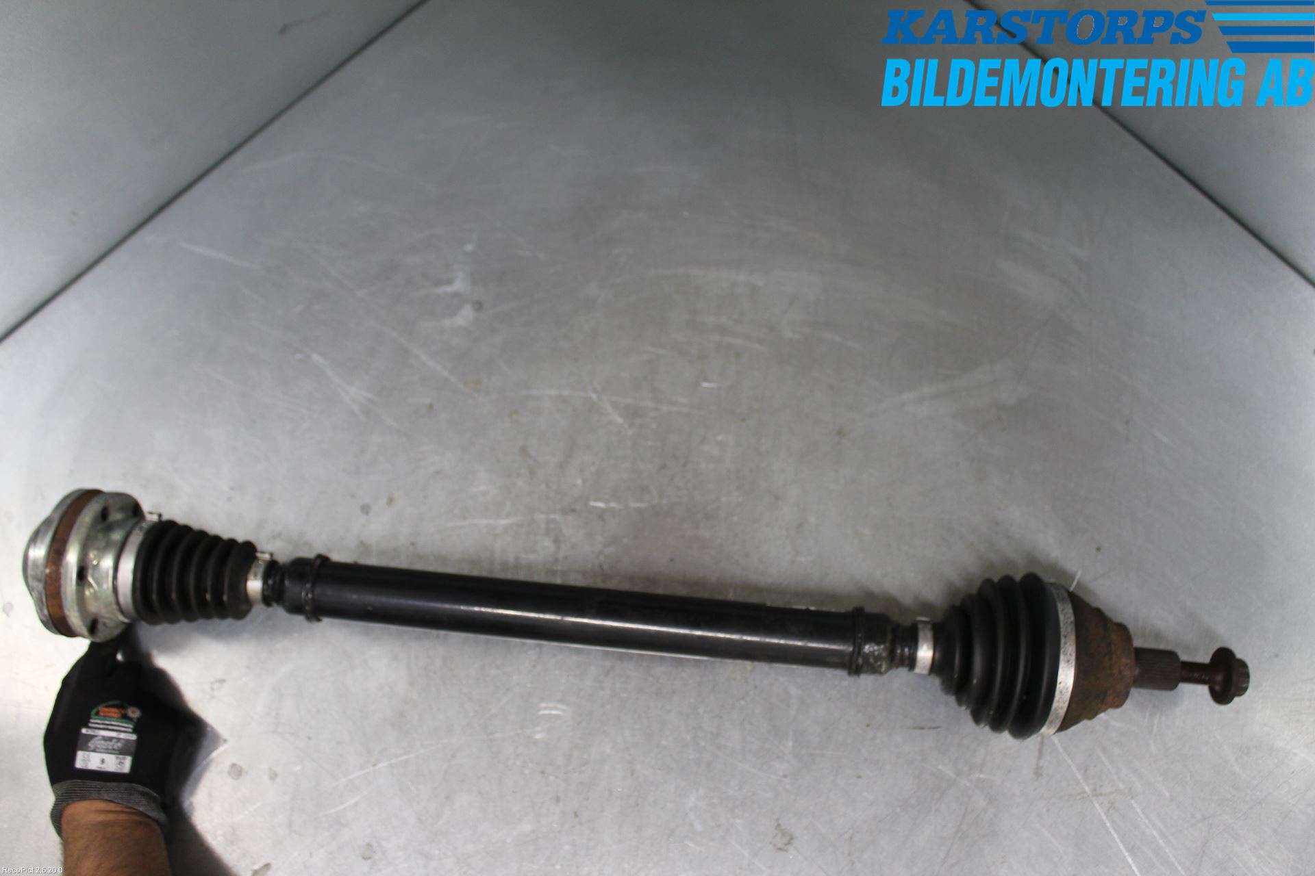 Volkswagen VW PASSAT CC 08-16 Drivaxel Fram Höger