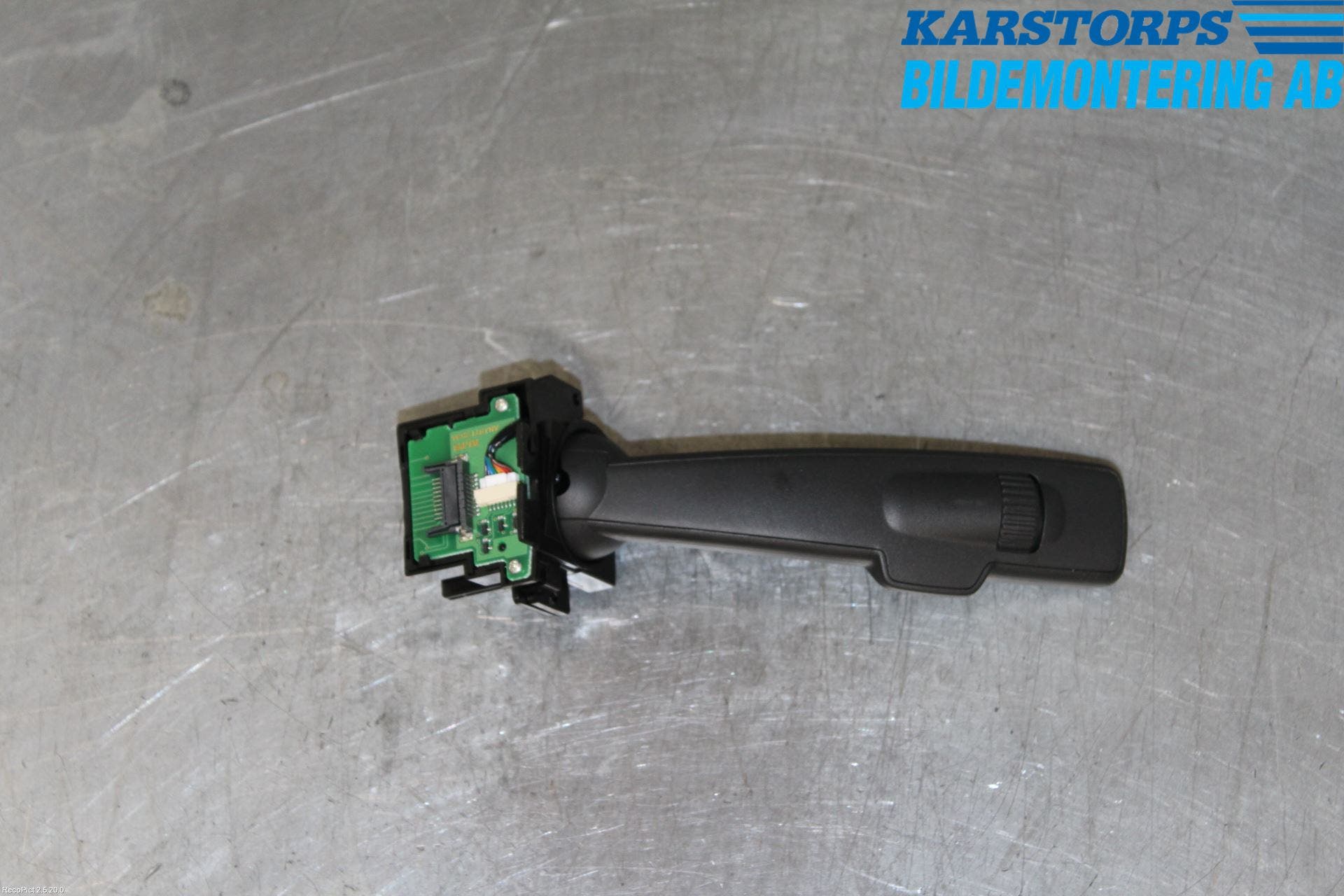 Volvo V40 12-19 Spak Torkar-Spolomk