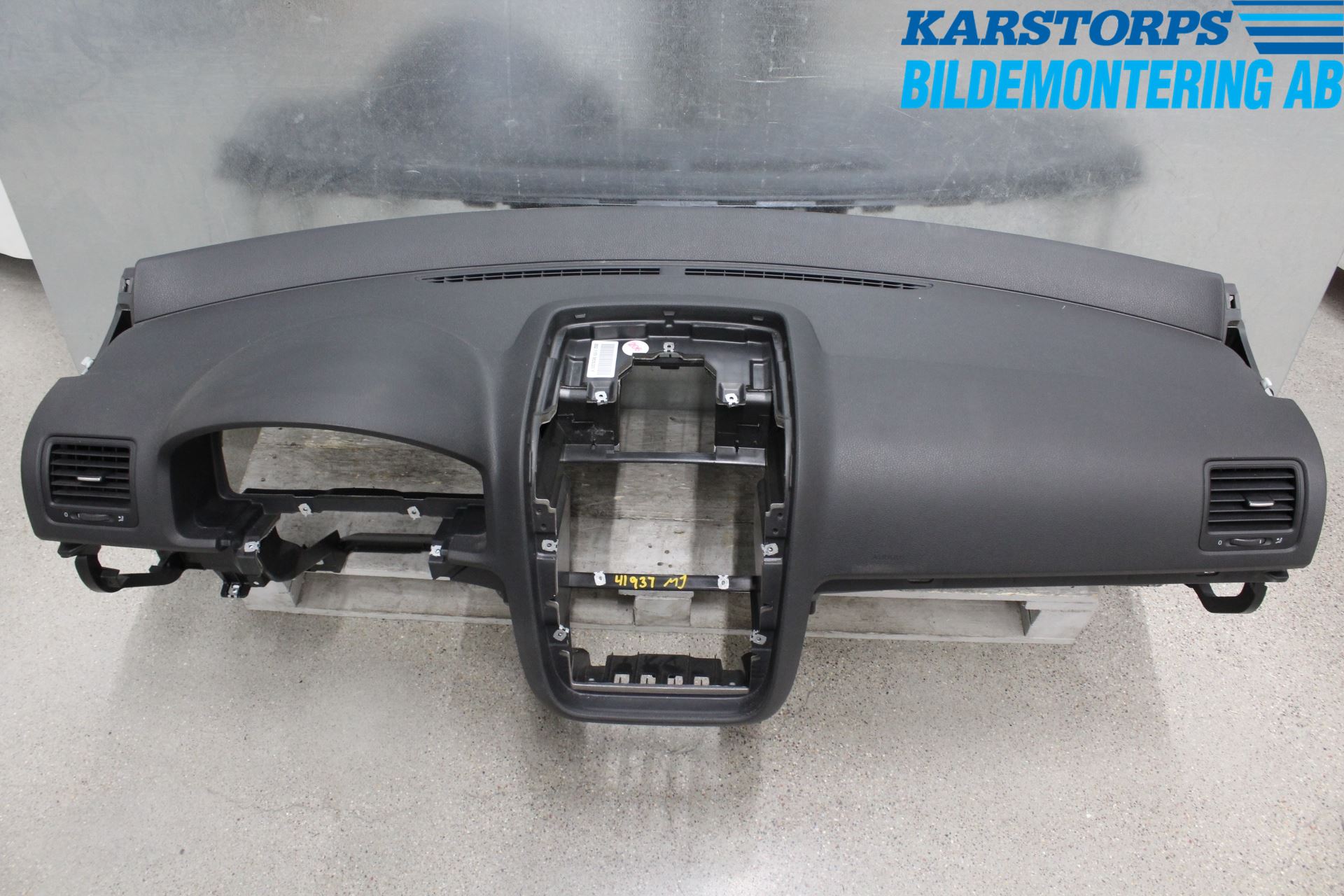 Volkswagen VW GOLF V 04-09 Instrumentbräda
