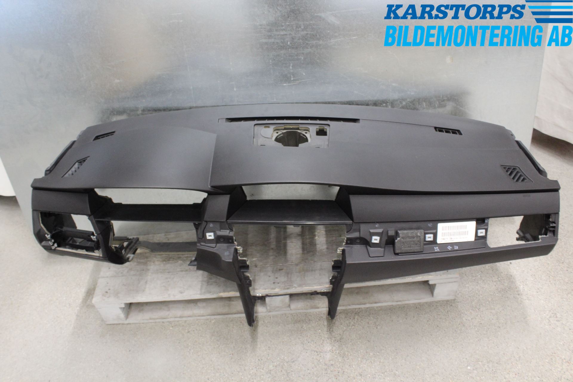 BMW 5 E60/61 Sed/Tou 02-10 Instrumentbräda