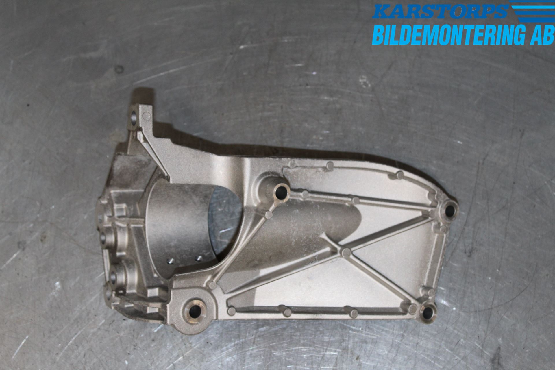 Volvo V40 12-19 Motorfäste