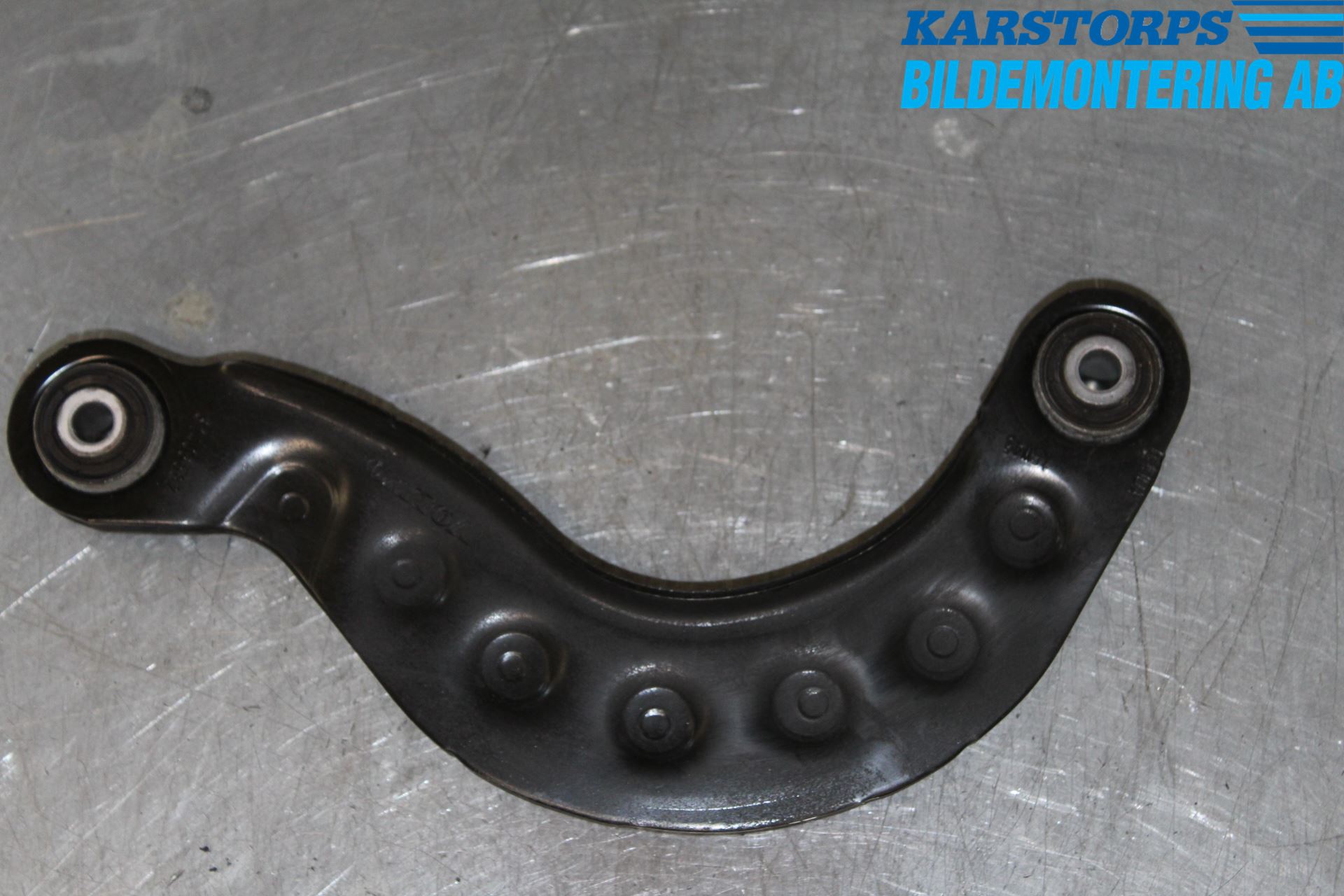 Volvo V40 12-19 Bärarm Bak Vänster