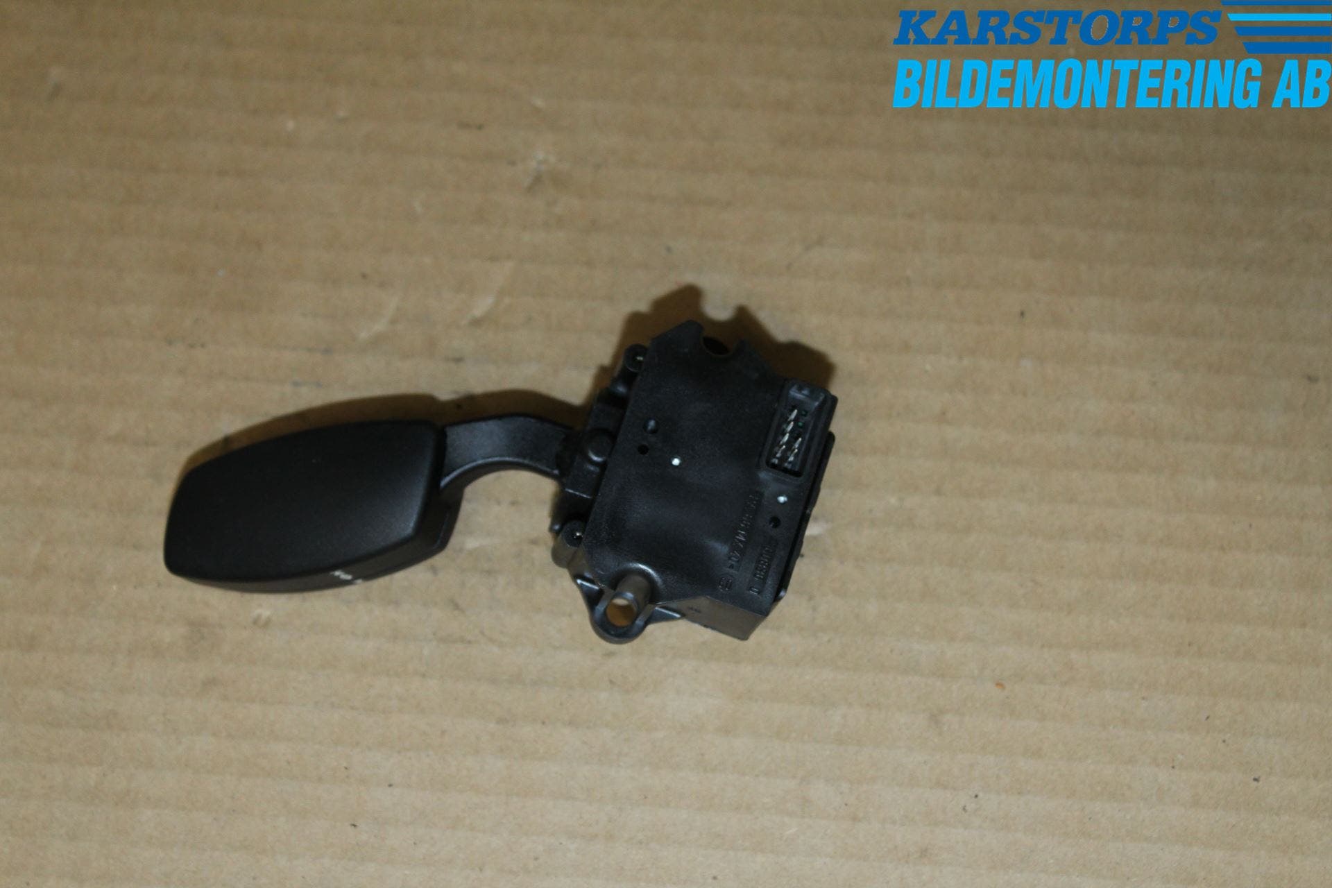 BMW 5 E60/61 Sed/Tou 02-10 Strömställar Farthållhuvud