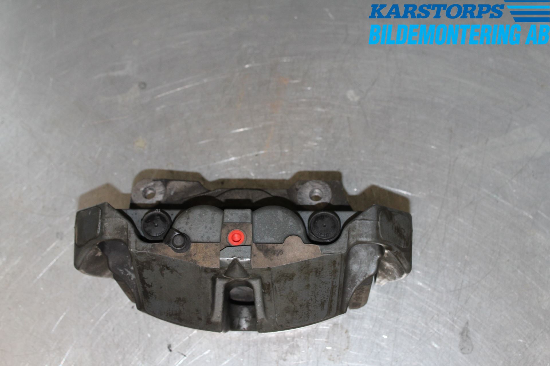 Jaguar XK/XKR 06-14 Bromsok Fram Vänster