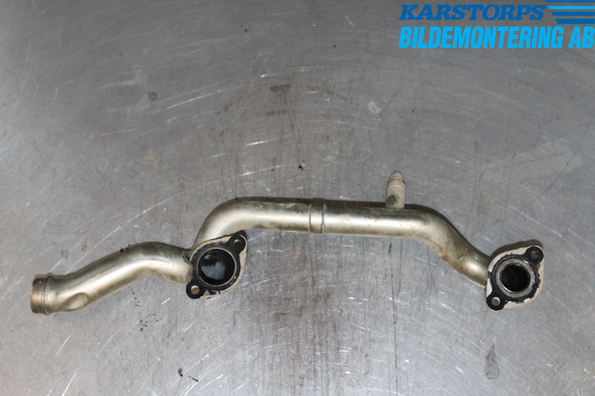 Volvo S80 07-13 Kylarslang Fäst På Motor