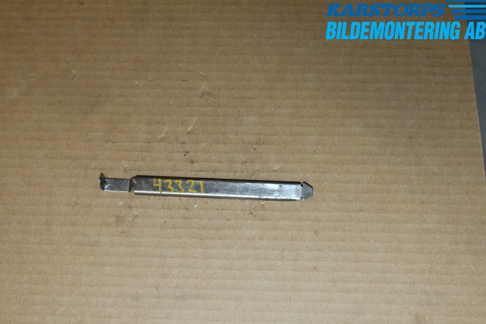 Volvo V50 08-12 Strålkast Fästsarg