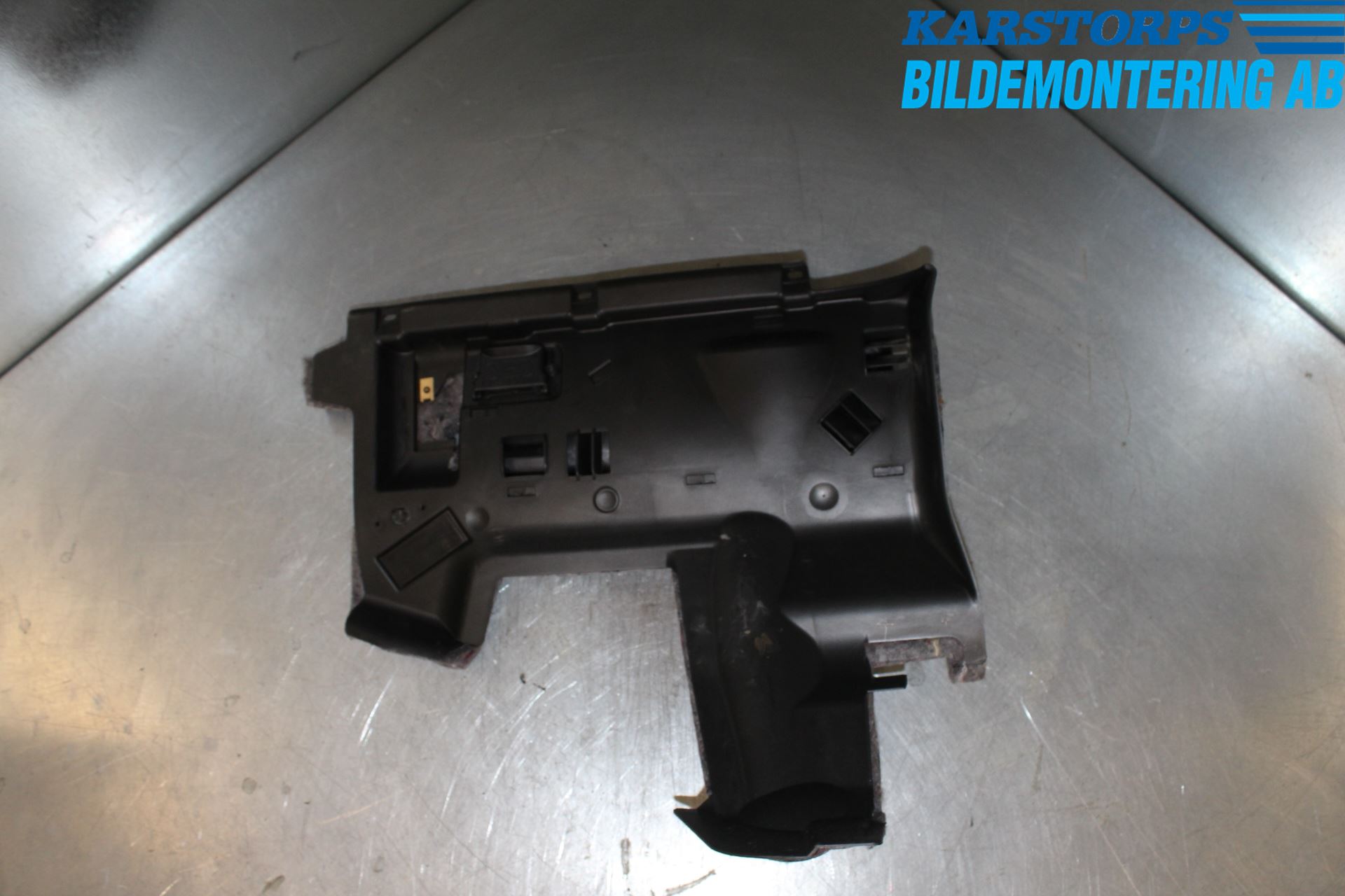 Mercedes-Benz MB C (203) 00-07 Instrumentbräda Sparkskydd