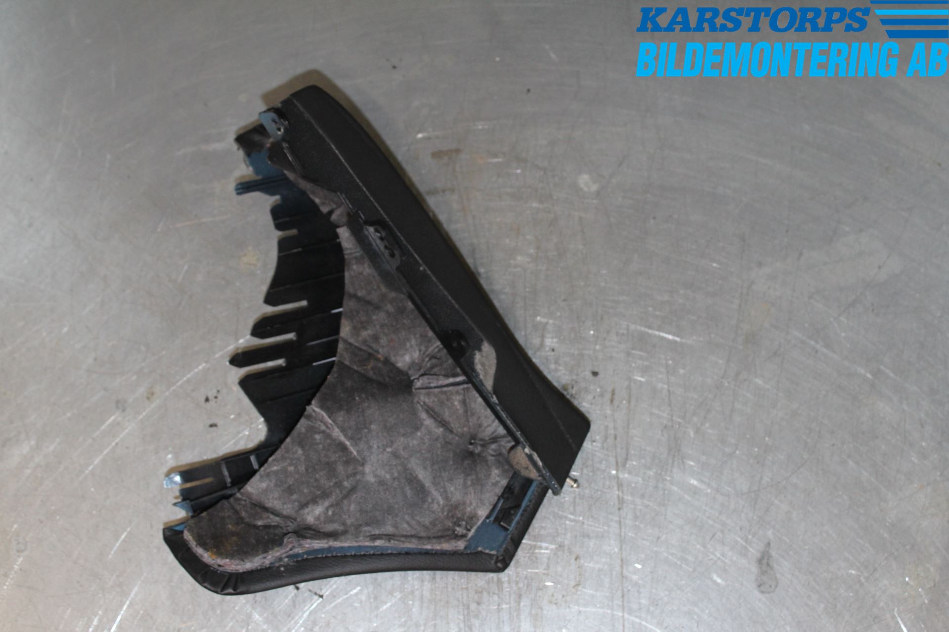 Mercedes-Benz MB C (203) 00-07 Instrumentbräda Sparkskydd