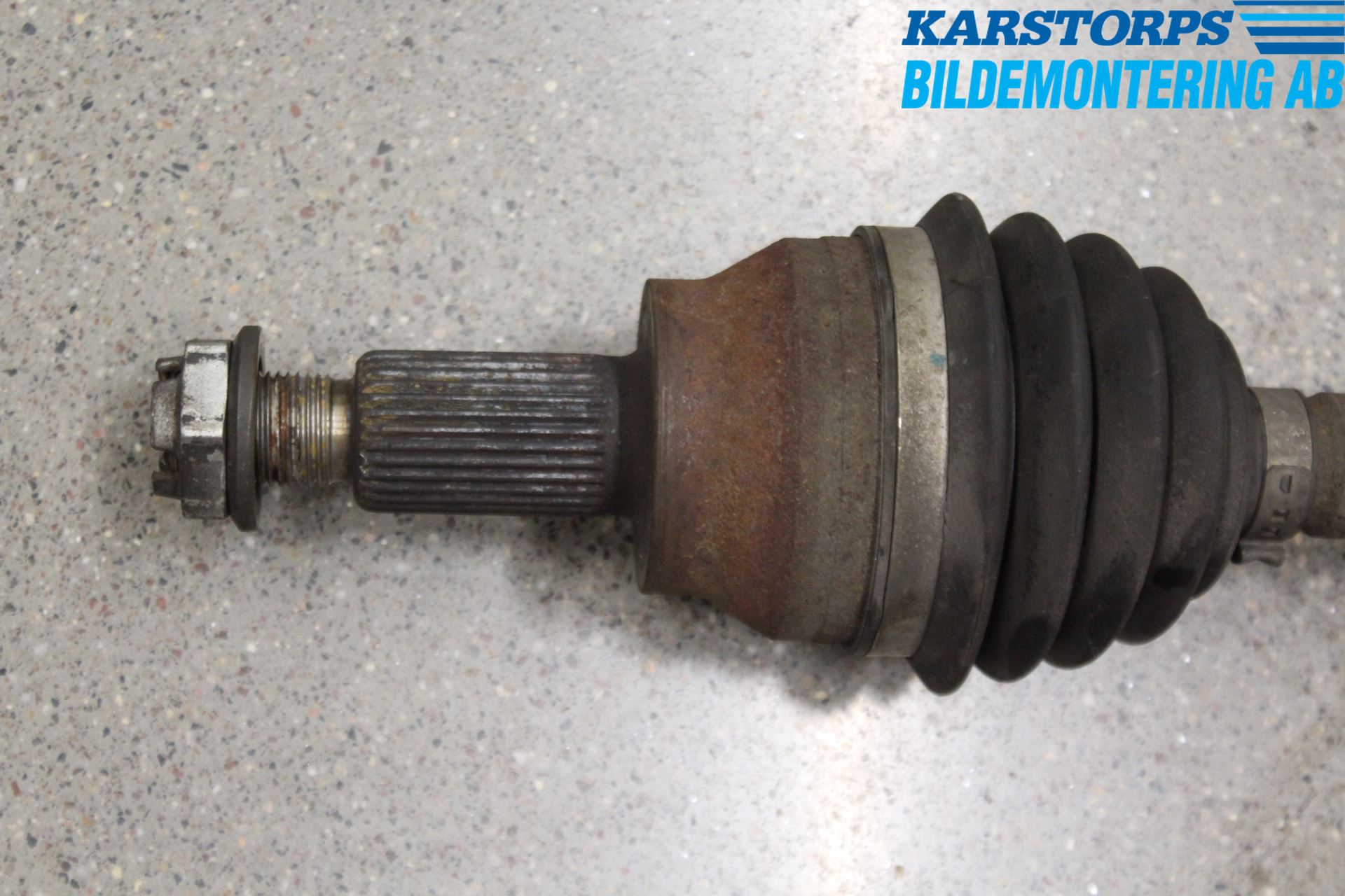 Jaguar XK/XKR 06-14 Drivaxel Bak Höger