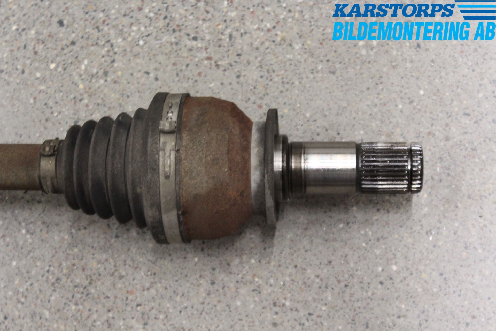 Jaguar XK/XKR 06-14 Drivaxel Bak Höger