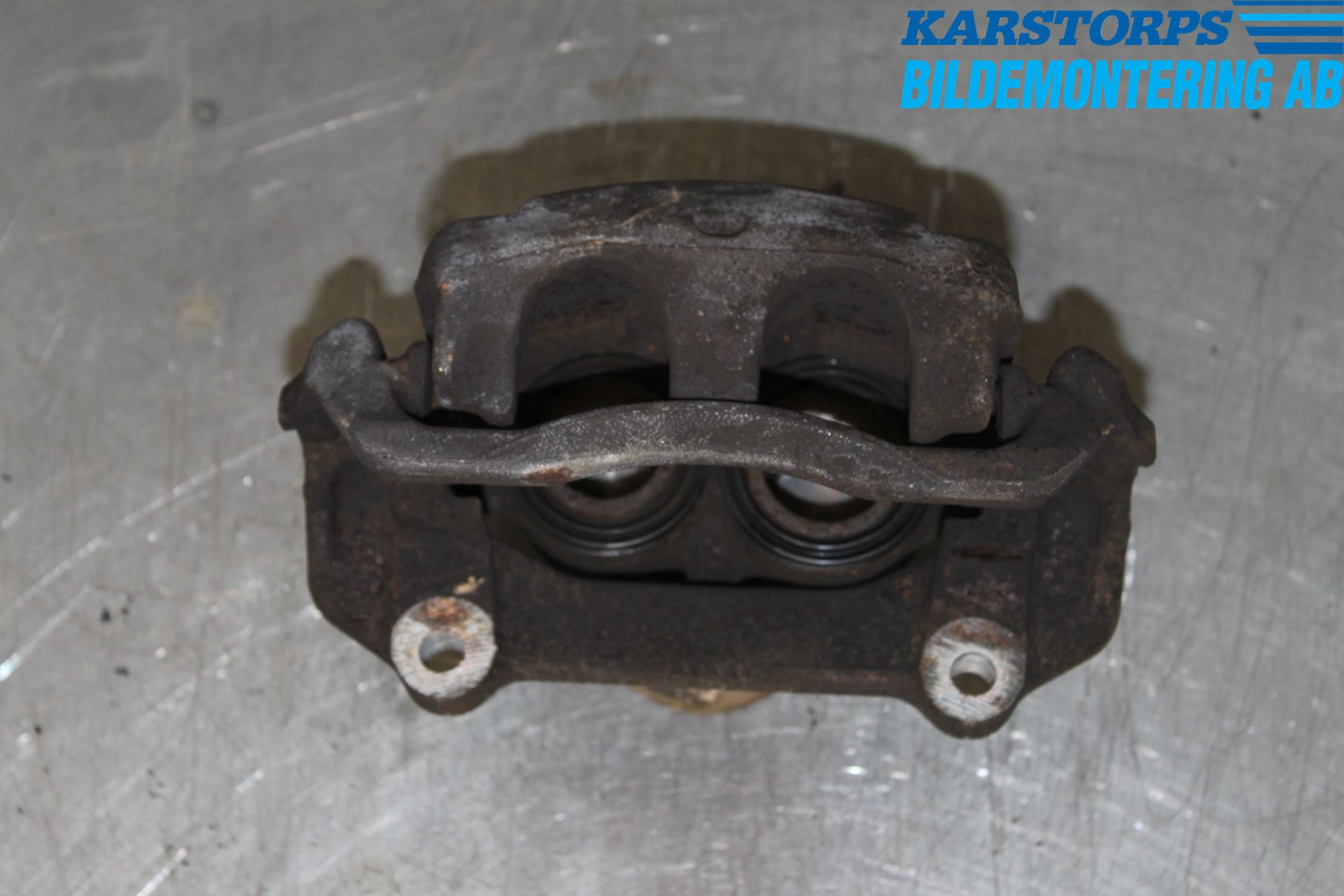 Renault TRAFIC   02-14 Bromsok Fram Höger