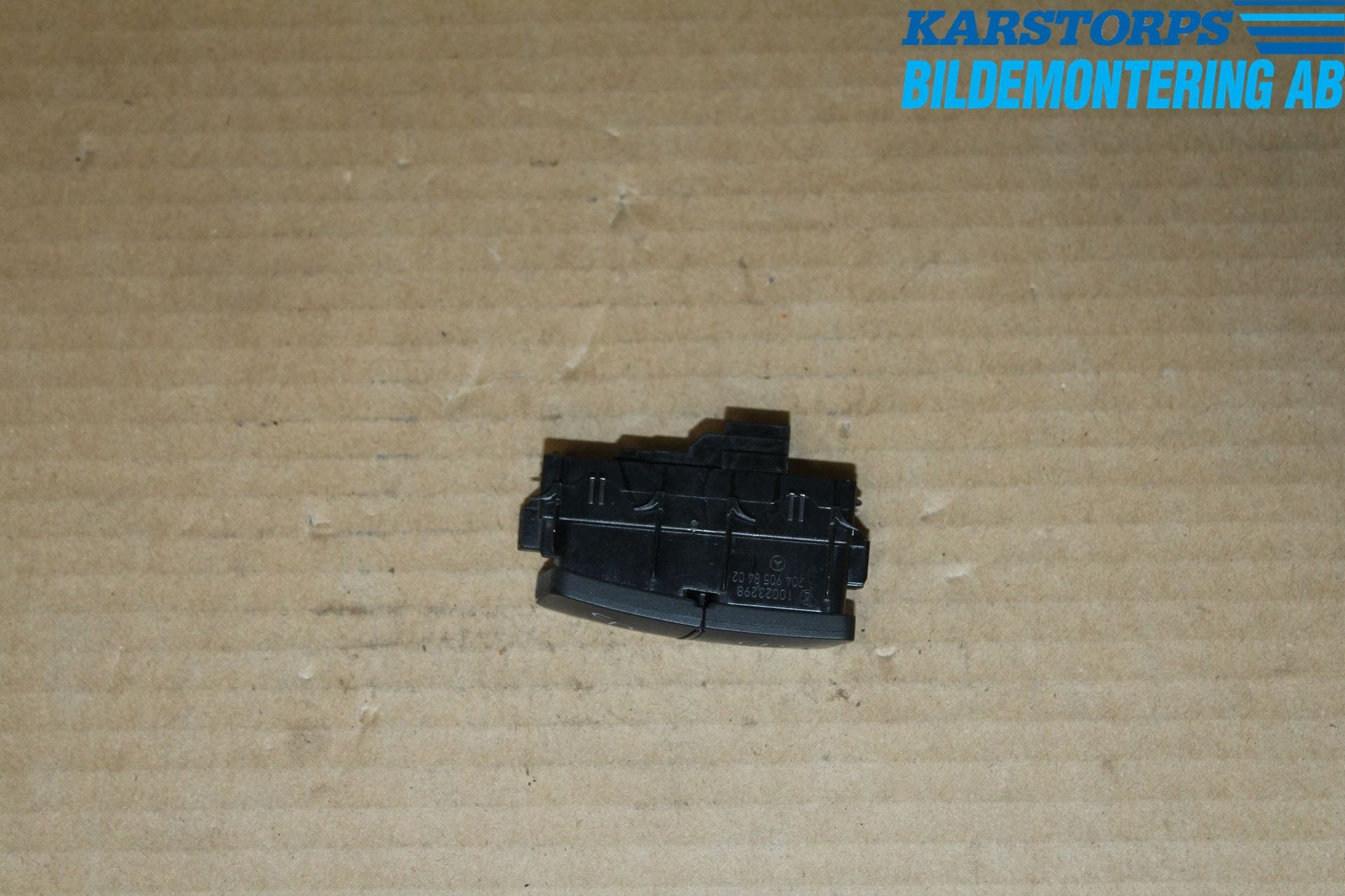 Mercedes-Benz MB E-KLASS (W212) 09-16 Strömställare Centrallås