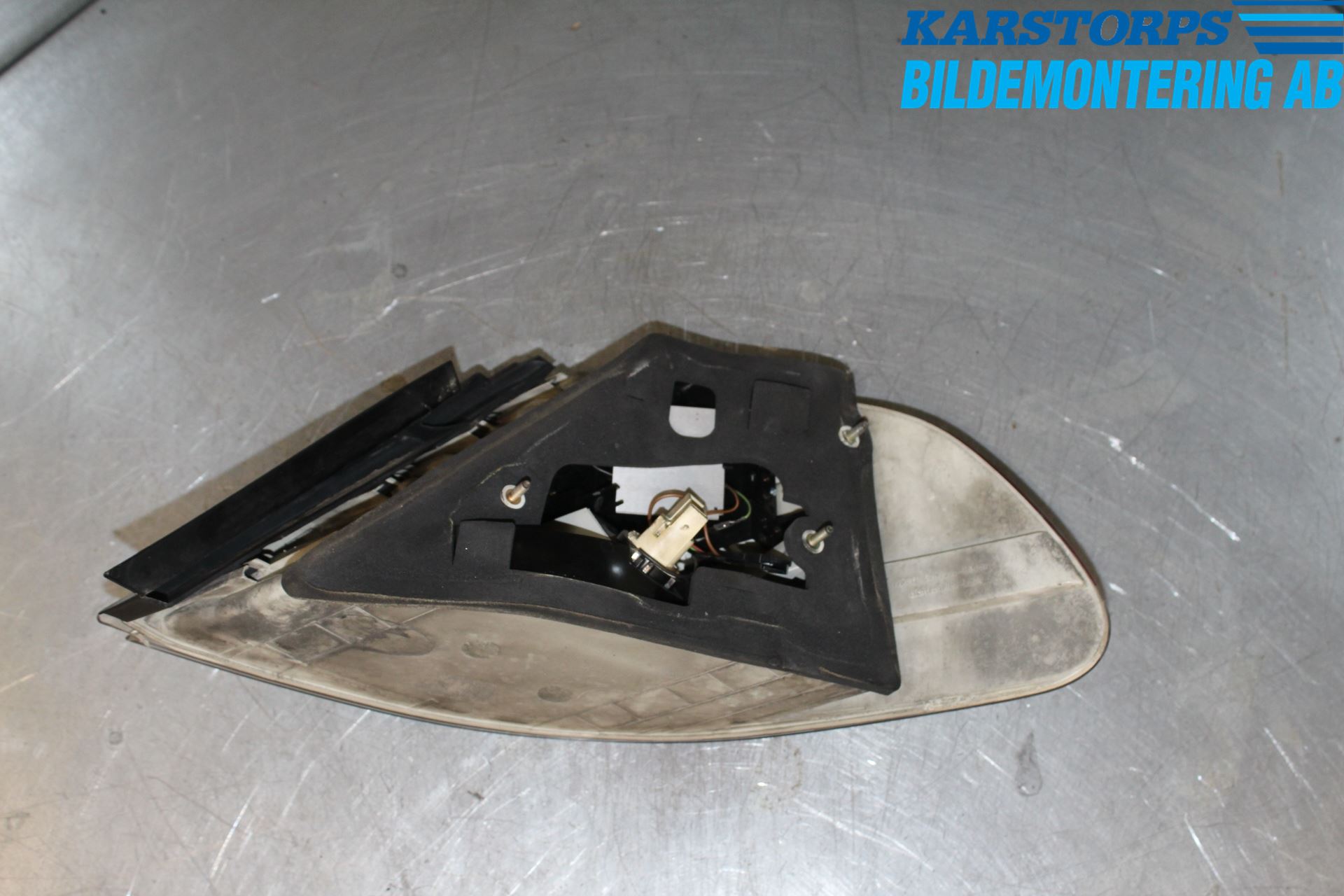 BMW 7 E65/66    00-08 Bakljus Vänster