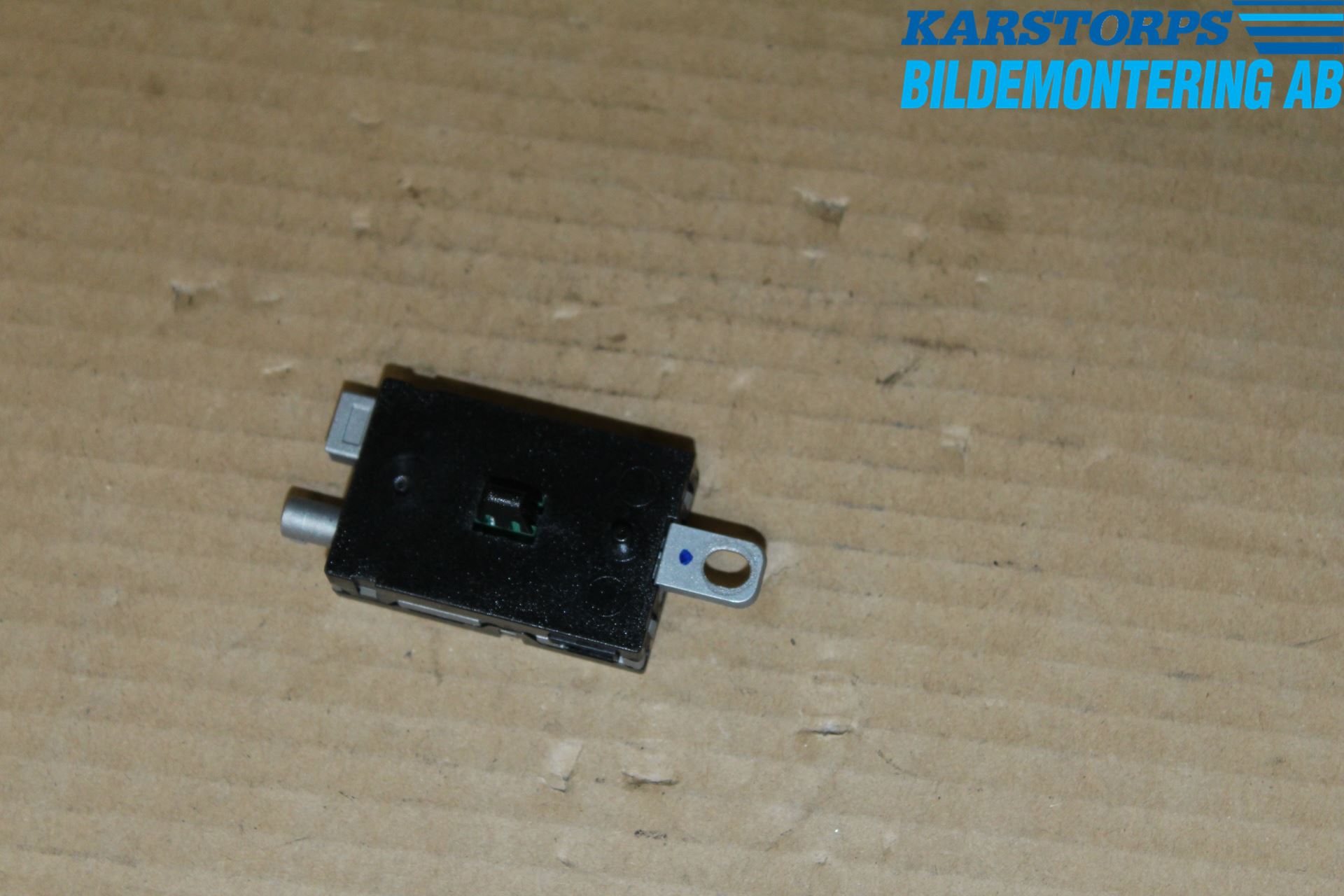 Volvo V40 12-19 Antennförstärkare