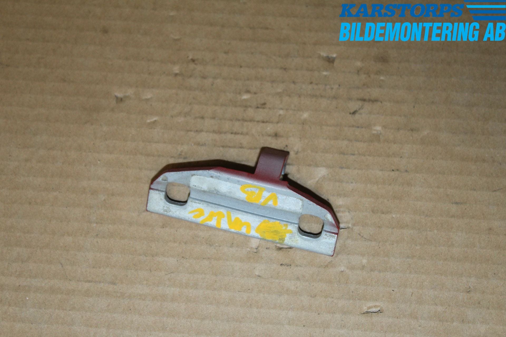 Volvo V70 08-13 Dörrgångjärn