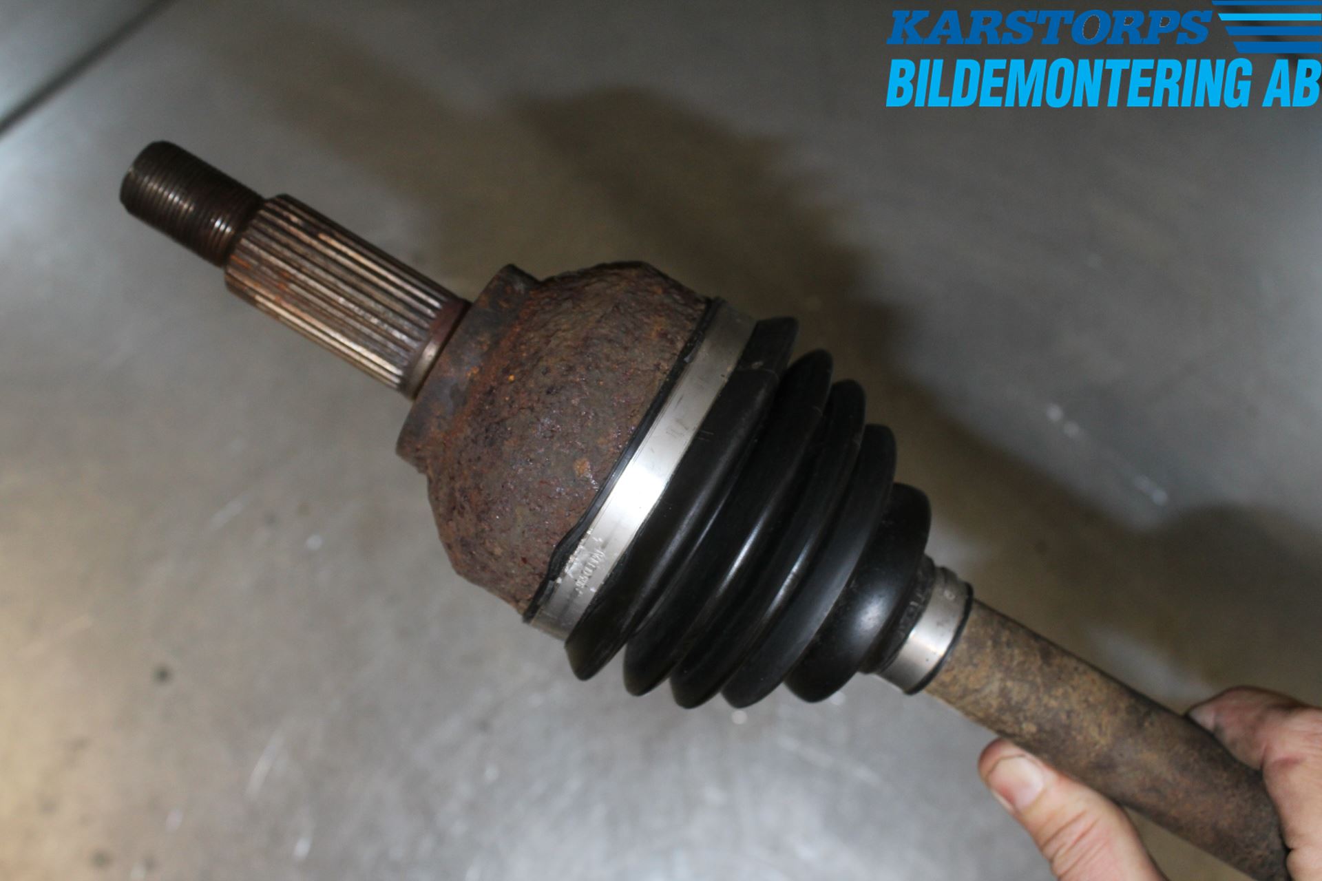 Renault TRAFIC   02-14 Drivaxel Fram Vänster