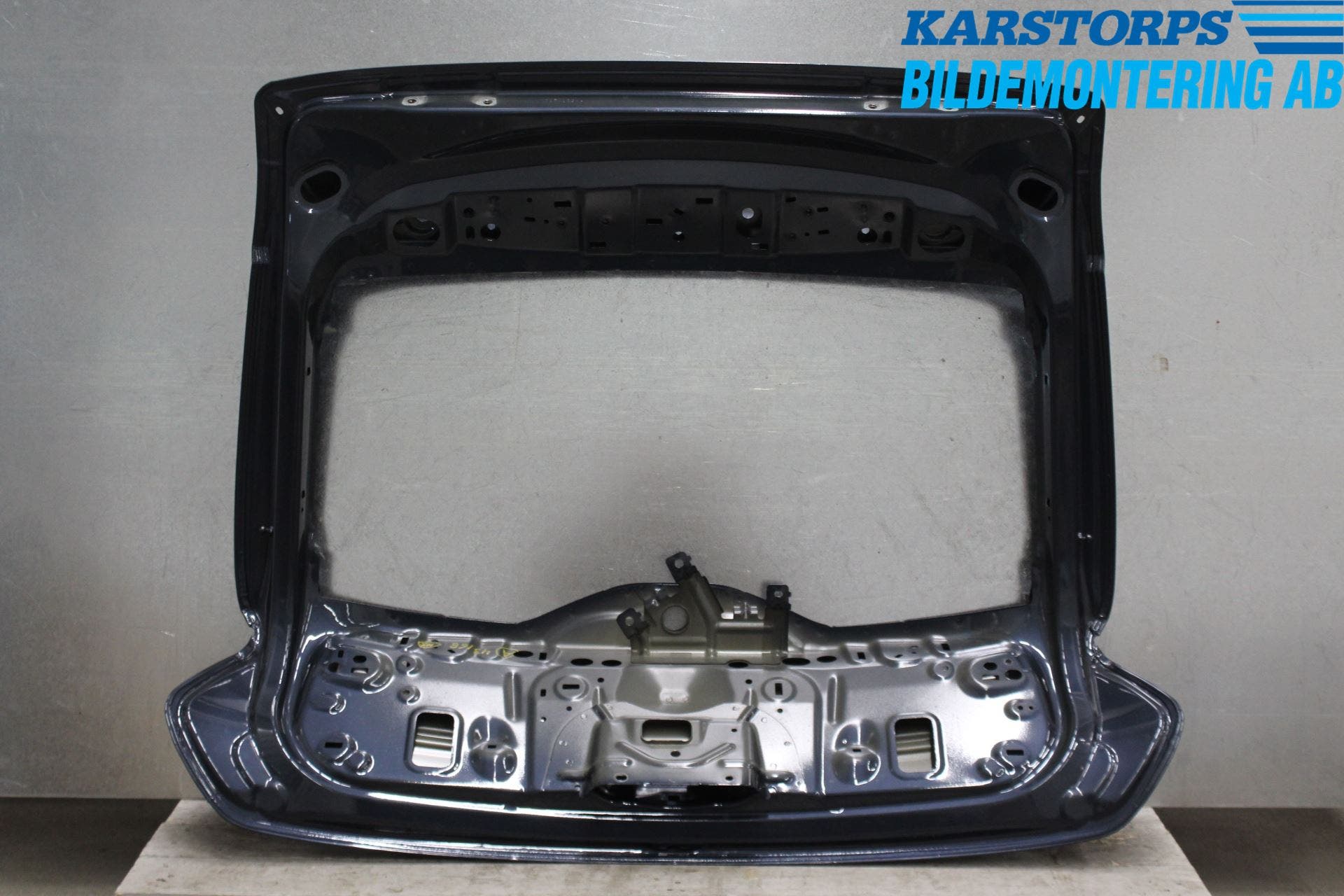 Volvo V40 12-19 Baklucka Kombi