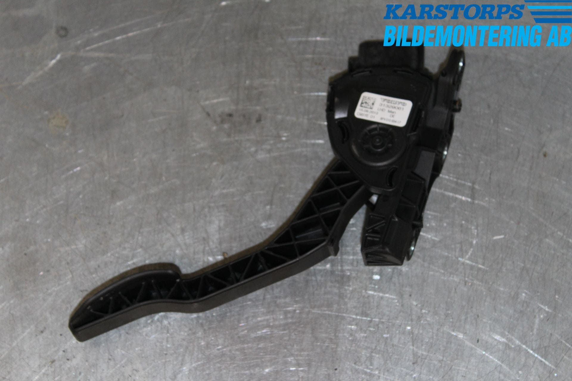 Volvo V60 14-18 Gaspedal