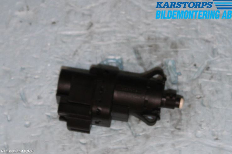 Volvo V60 14-18 Bromsljuskontakt