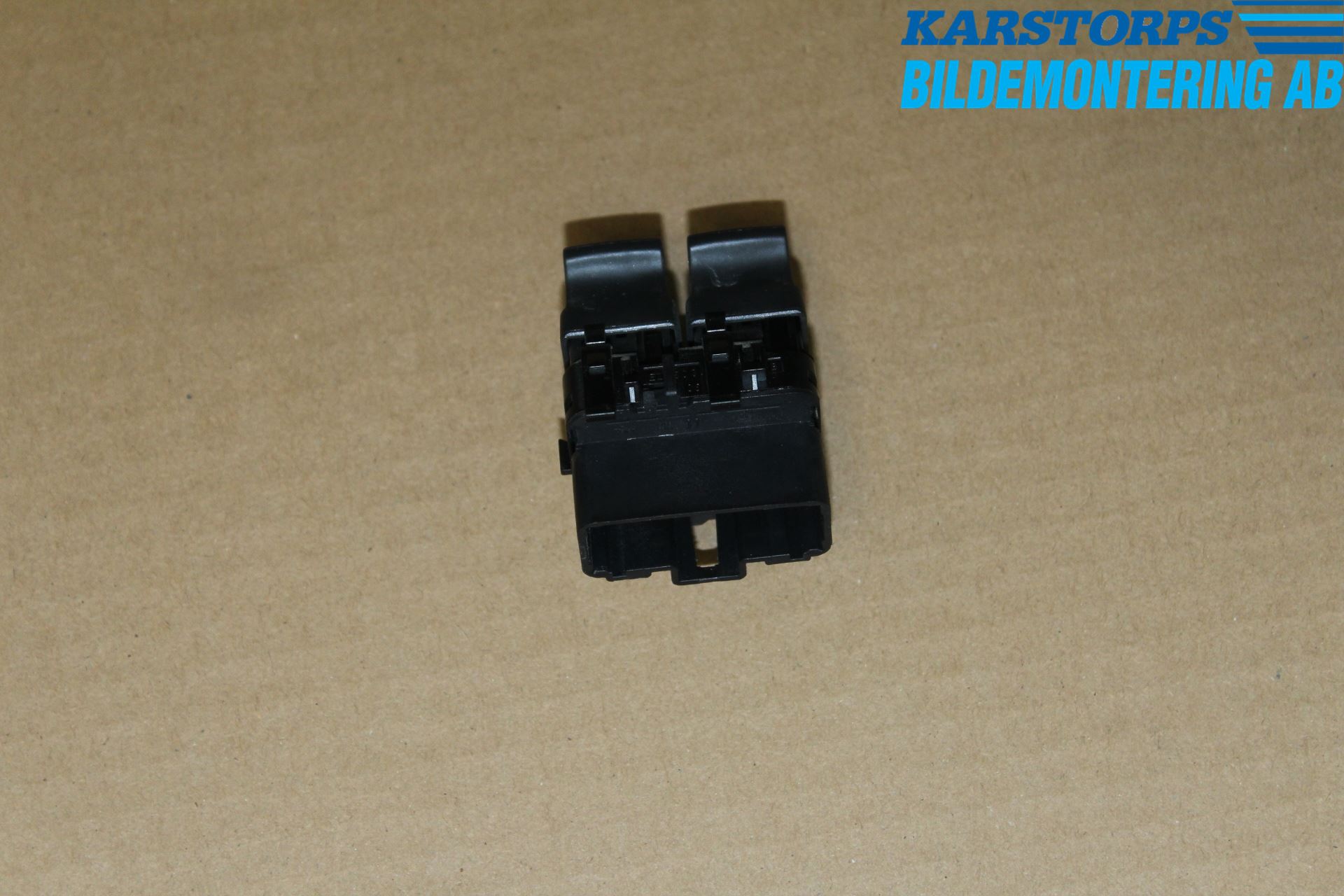 Renault TRAFIC   02-14 Strömställare Elhiss