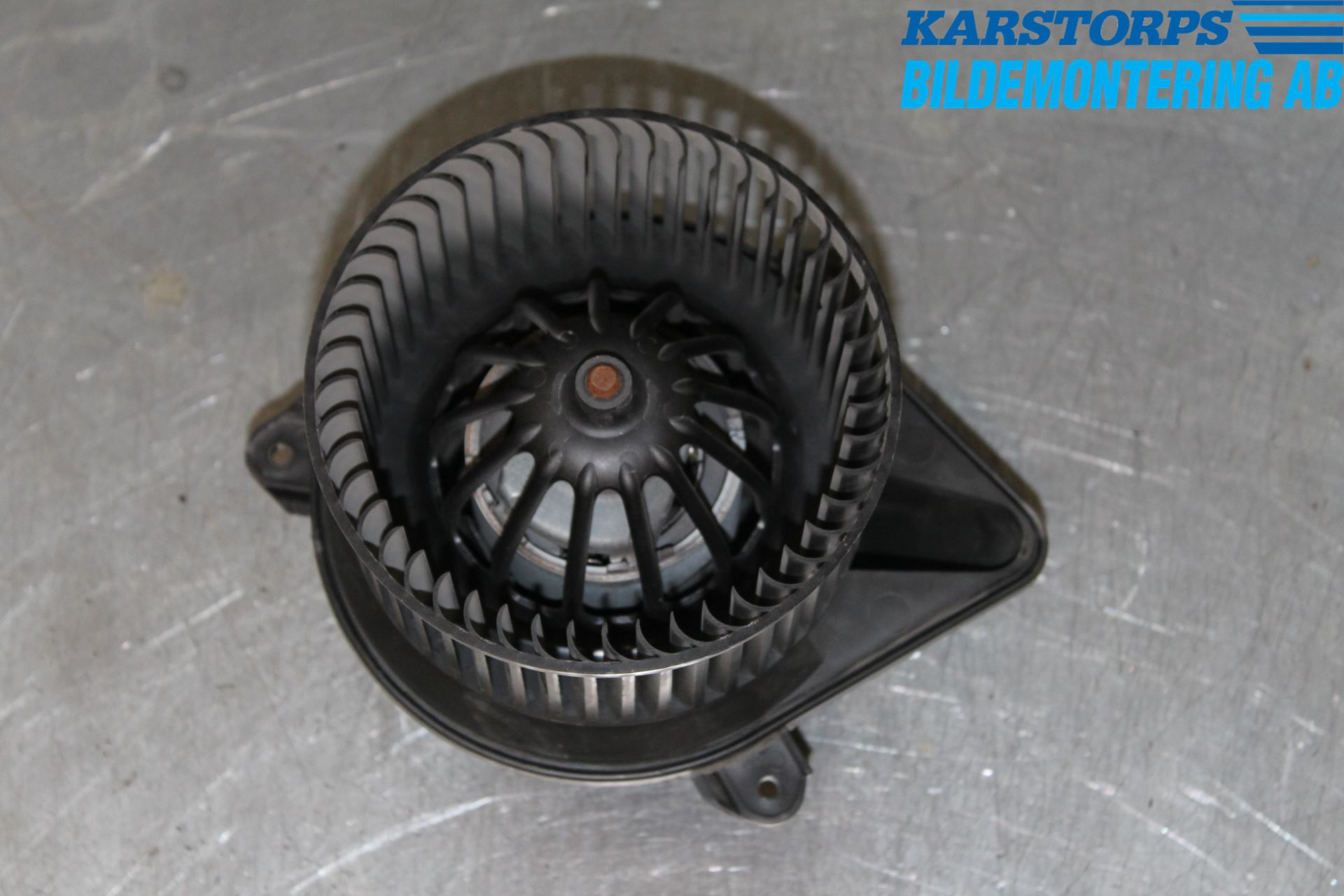 Renault TRAFIC   02-14 Värmefläkt