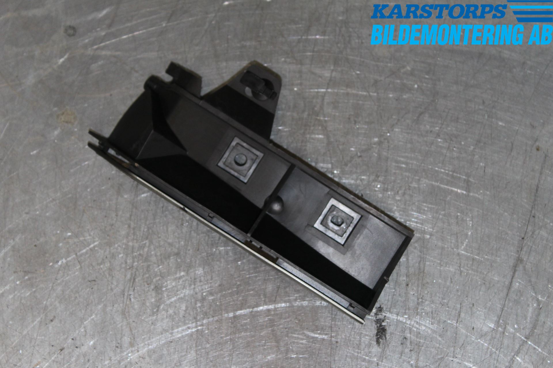 Volvo V50 04-07 Stötfångarfäste Bak Hö